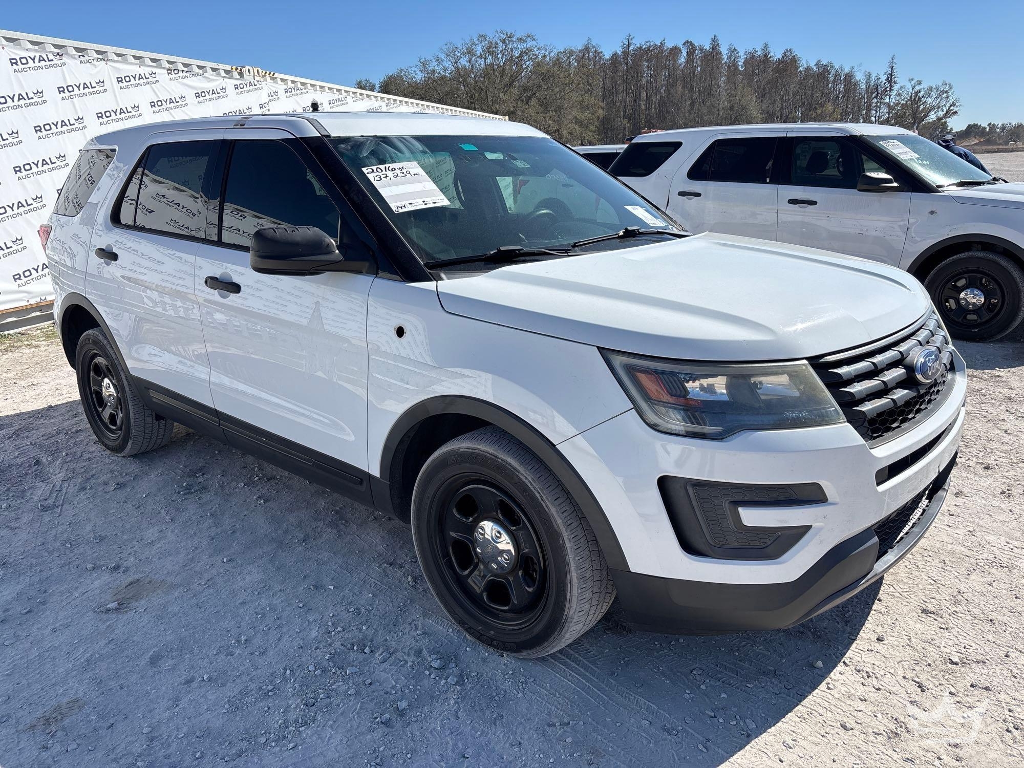 2016 Ford Explorer AWD SUV (A64557)