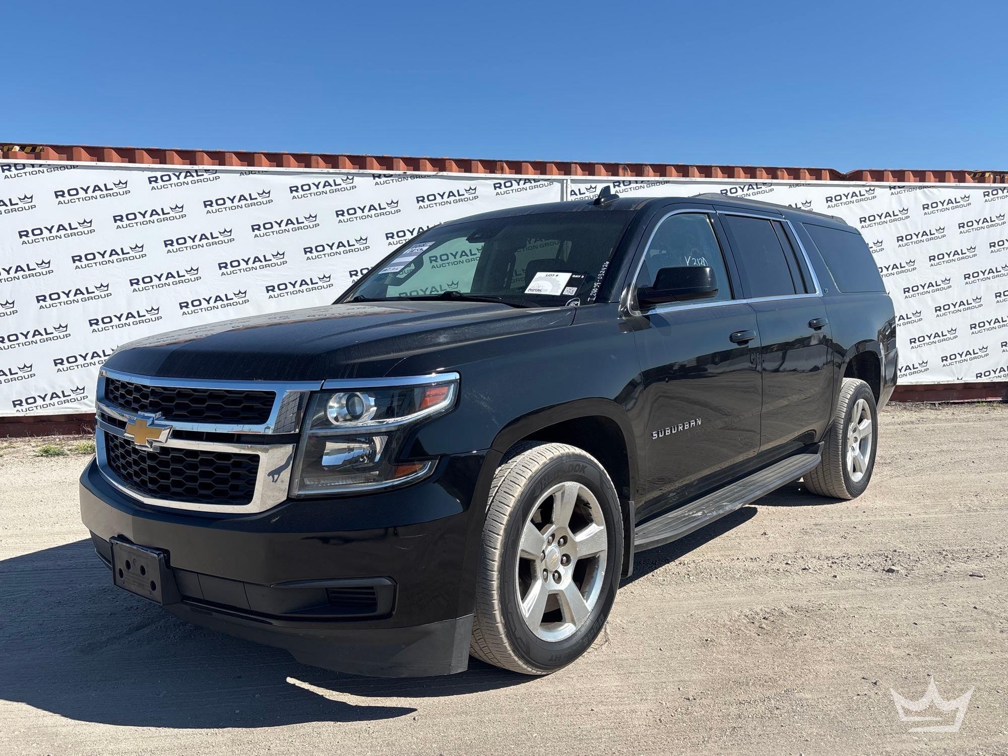 2018 Chevrolet Suburban 4x4 SUV (A64557)