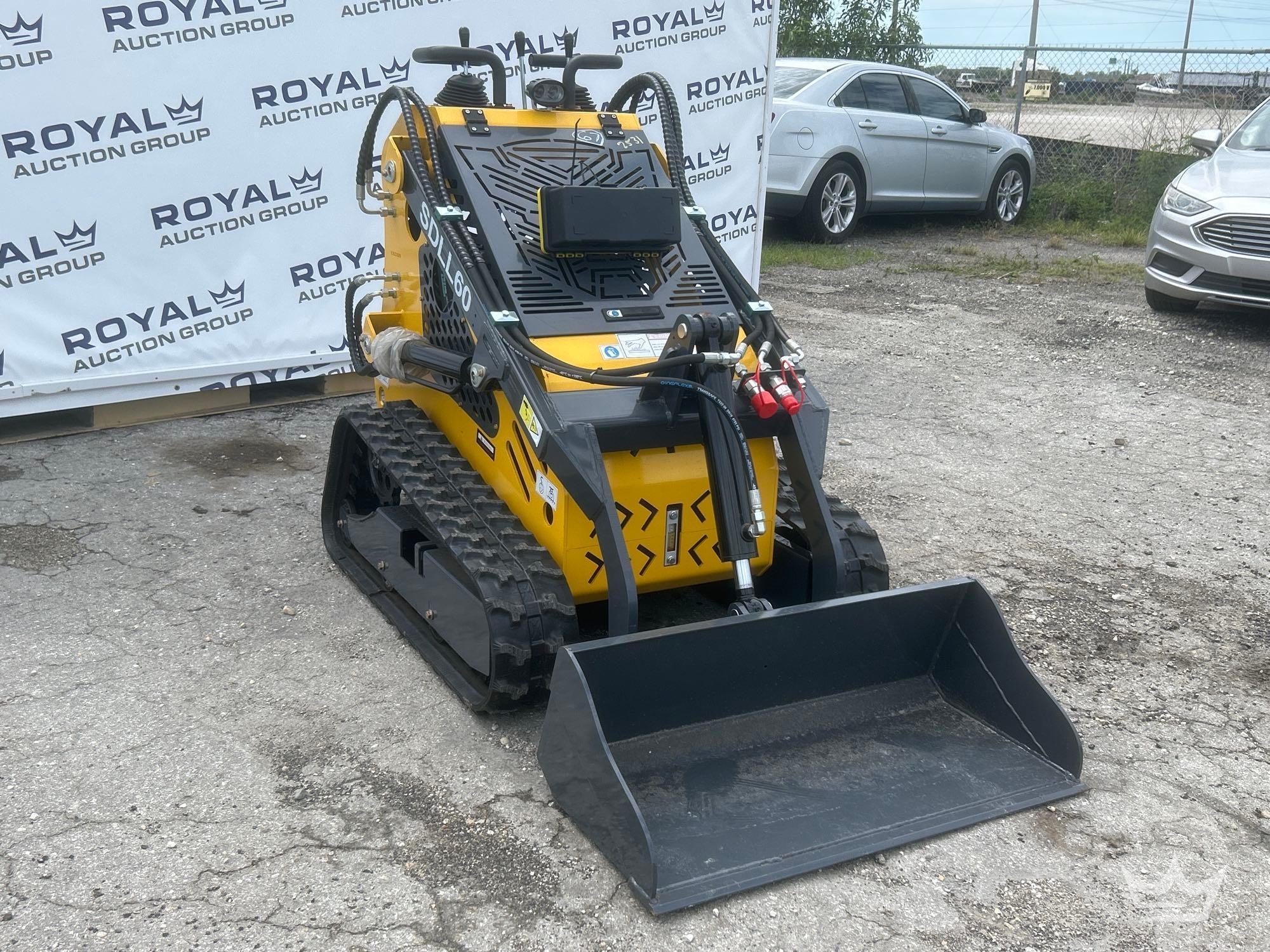2025 SDLanch SDLL60 Mini Stand-On Track Loader Skid Steer (A64553)