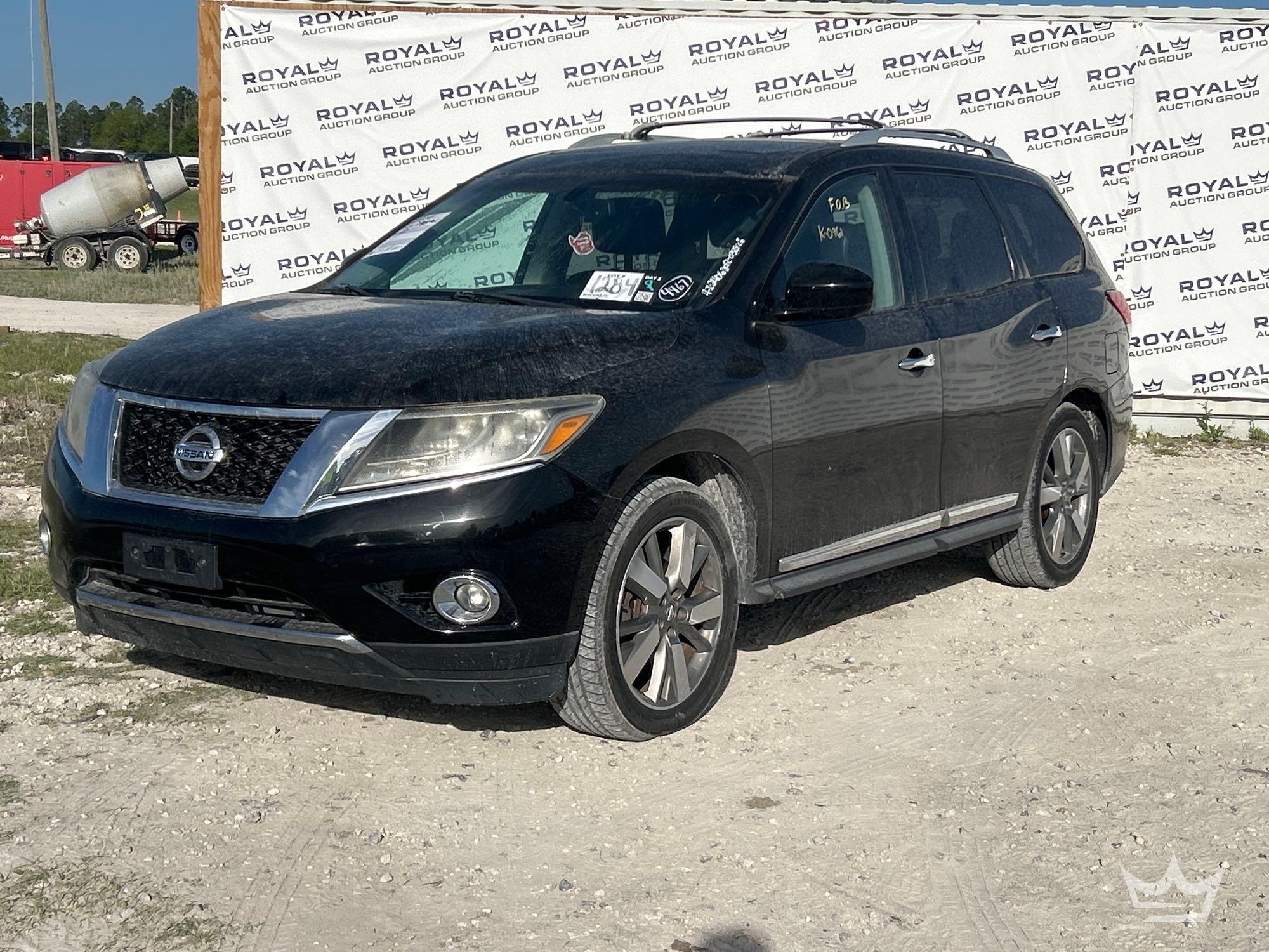2013 Nissan Pathfinder 4WD SUV (A64557)