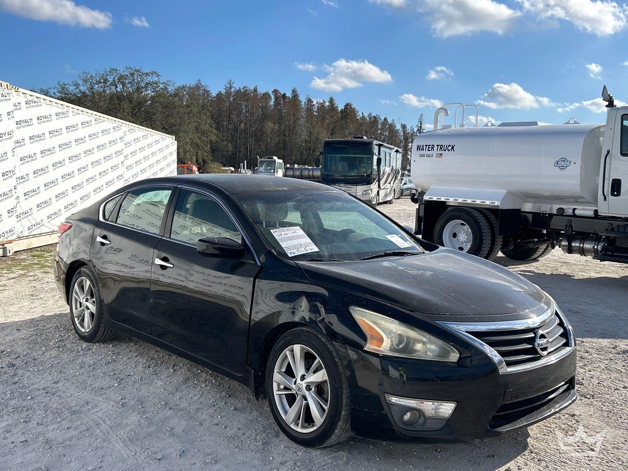 2015 Nissan Altima SV Sedan (A61574)