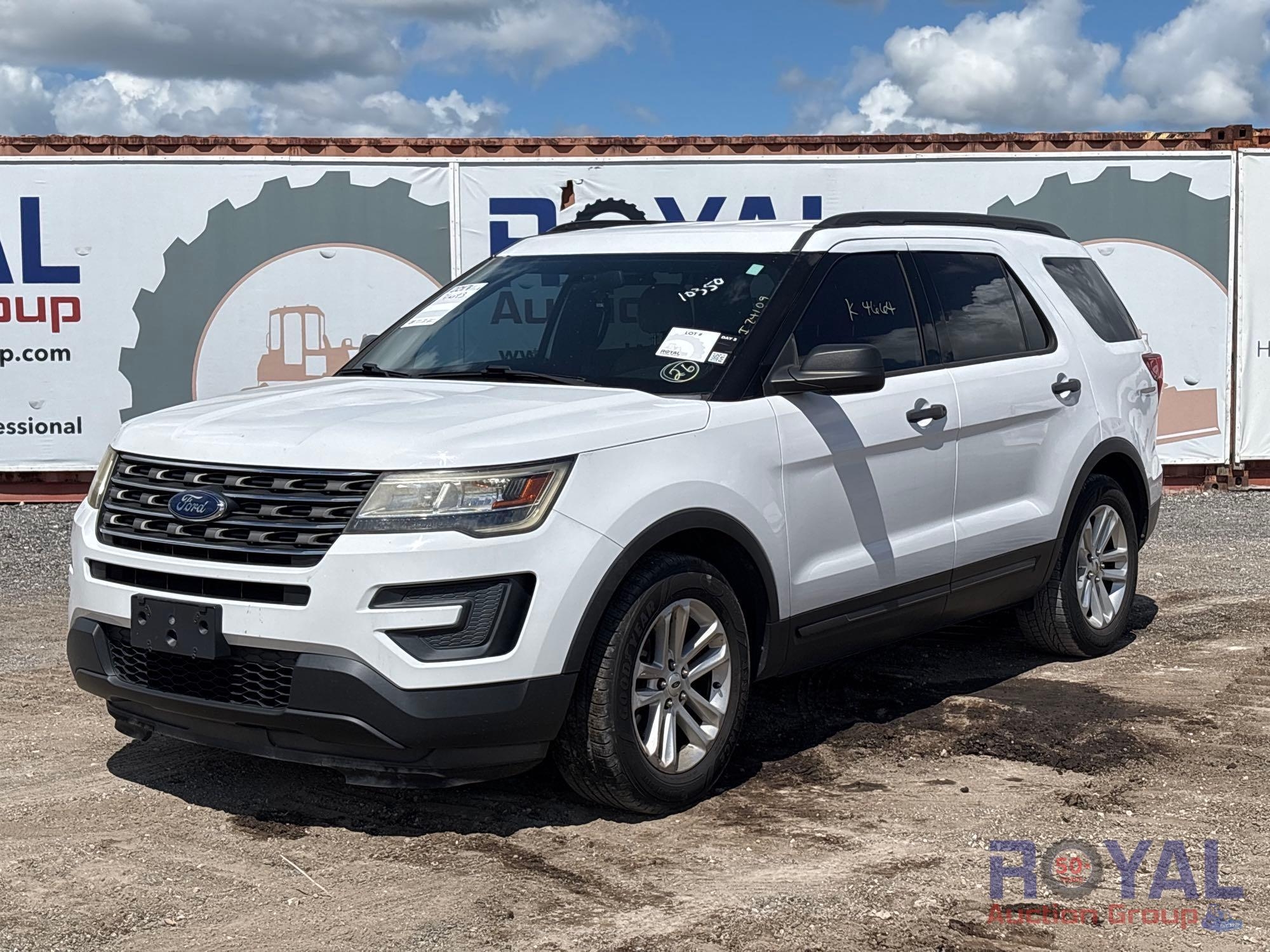 2017 Ford Explorer SUV (A55758)