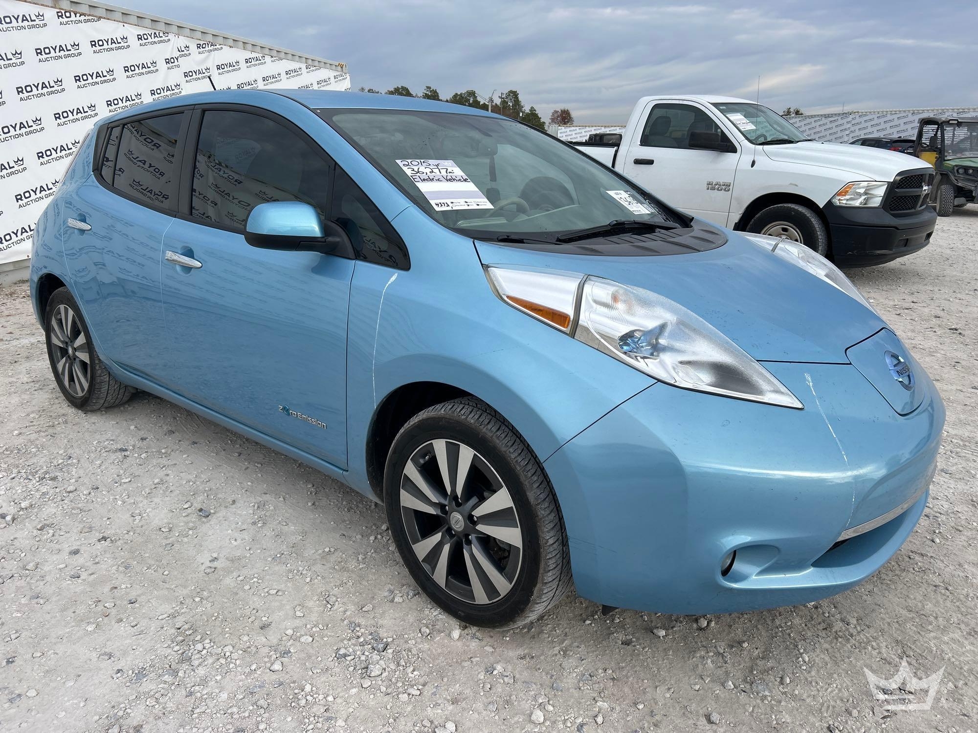 2015 Nissan Leaf Hatchback (A64557)