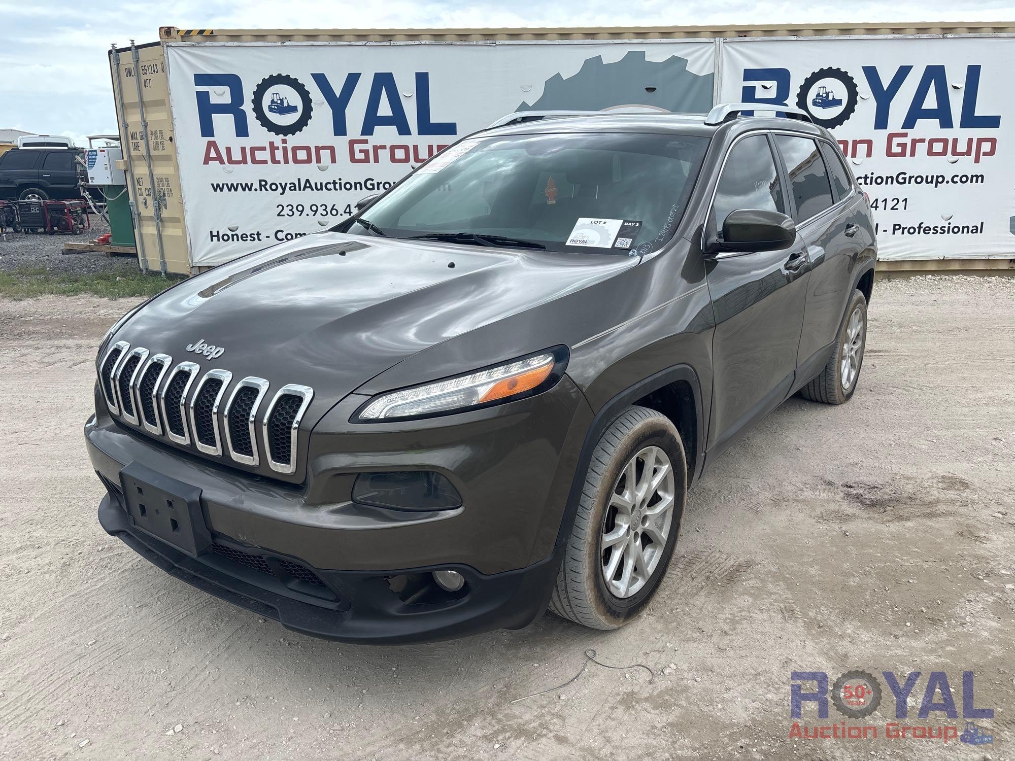 2015 Jeep Cherokee Latitude SUV (A53424)