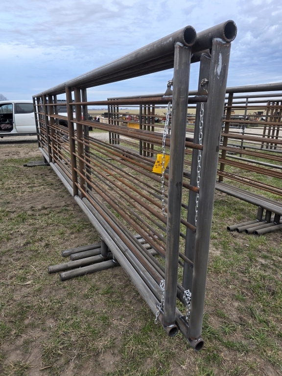(4) Texas Built 25' Stand Alone Livestock Panels (A66408)