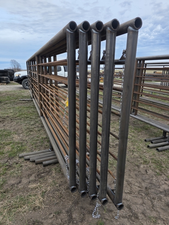 (5) Texas Built 25' Stand Alone Livestock Panels (A66408)