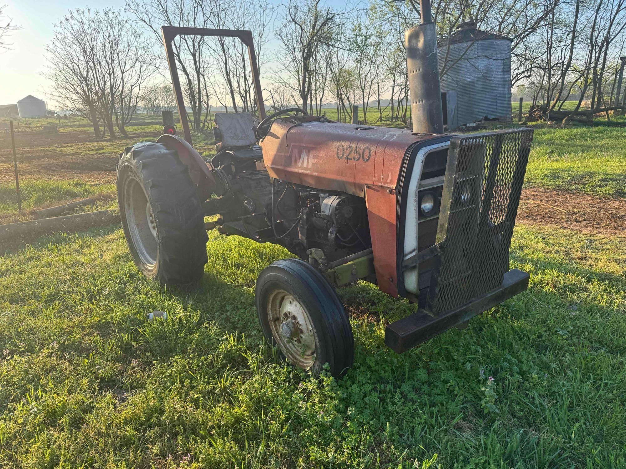 Massey Ferguson 230 Farm Tractor (A65579)