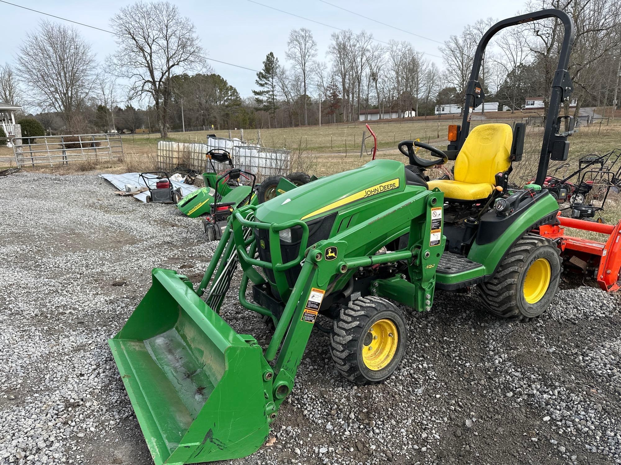 John Deere 1025R Tractor (A61166)