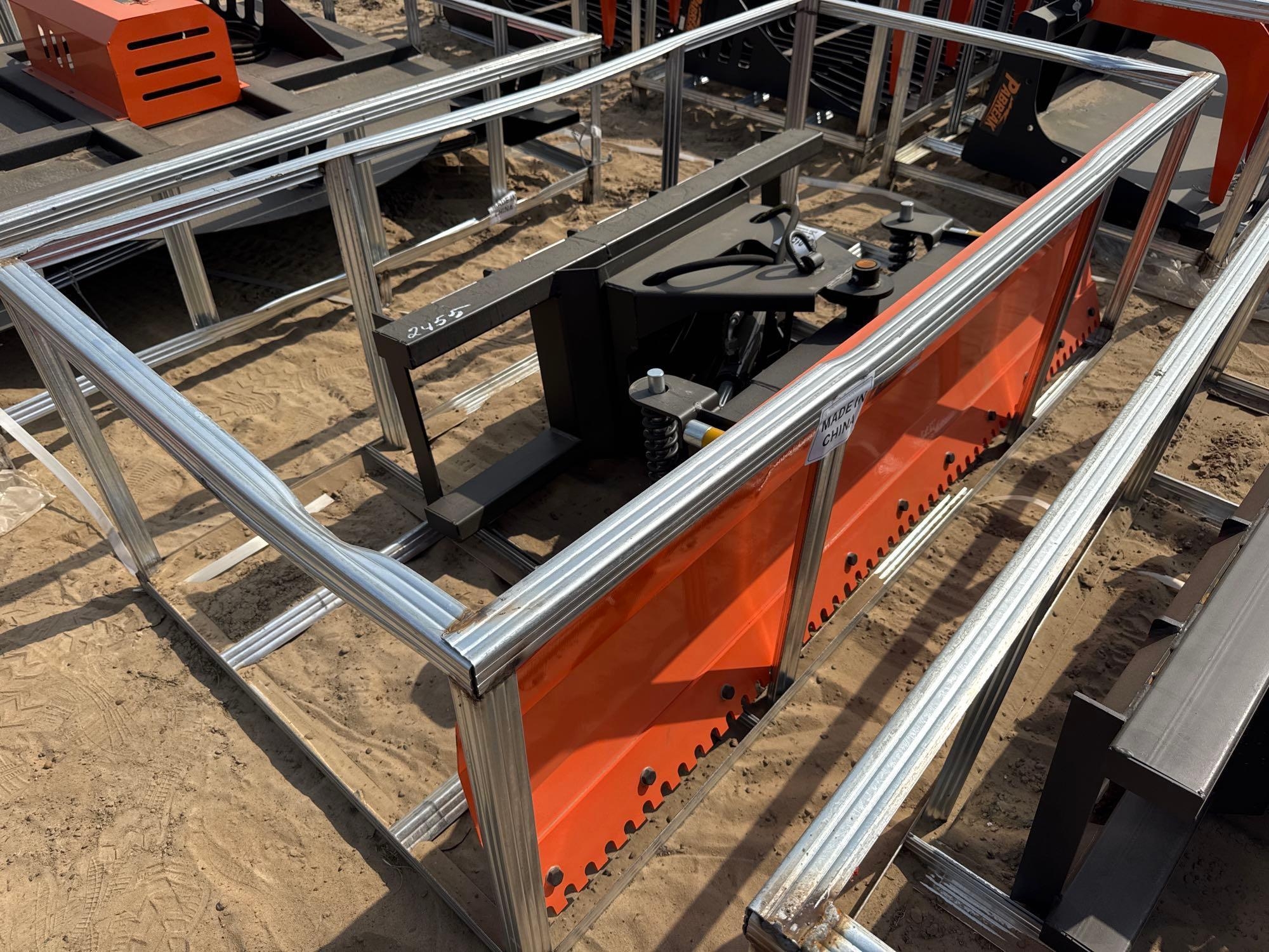 UNUSED PARBREAK DB220-84" HYD DOZER BLADE (A65055)