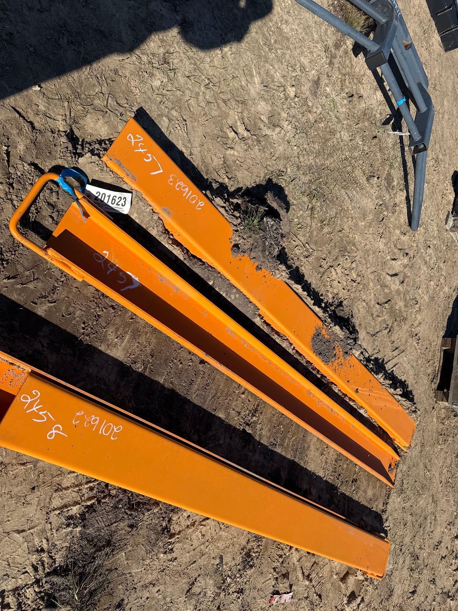 UNUSED LANDHONOR 82" FORK EXTENSIONS (A58376)