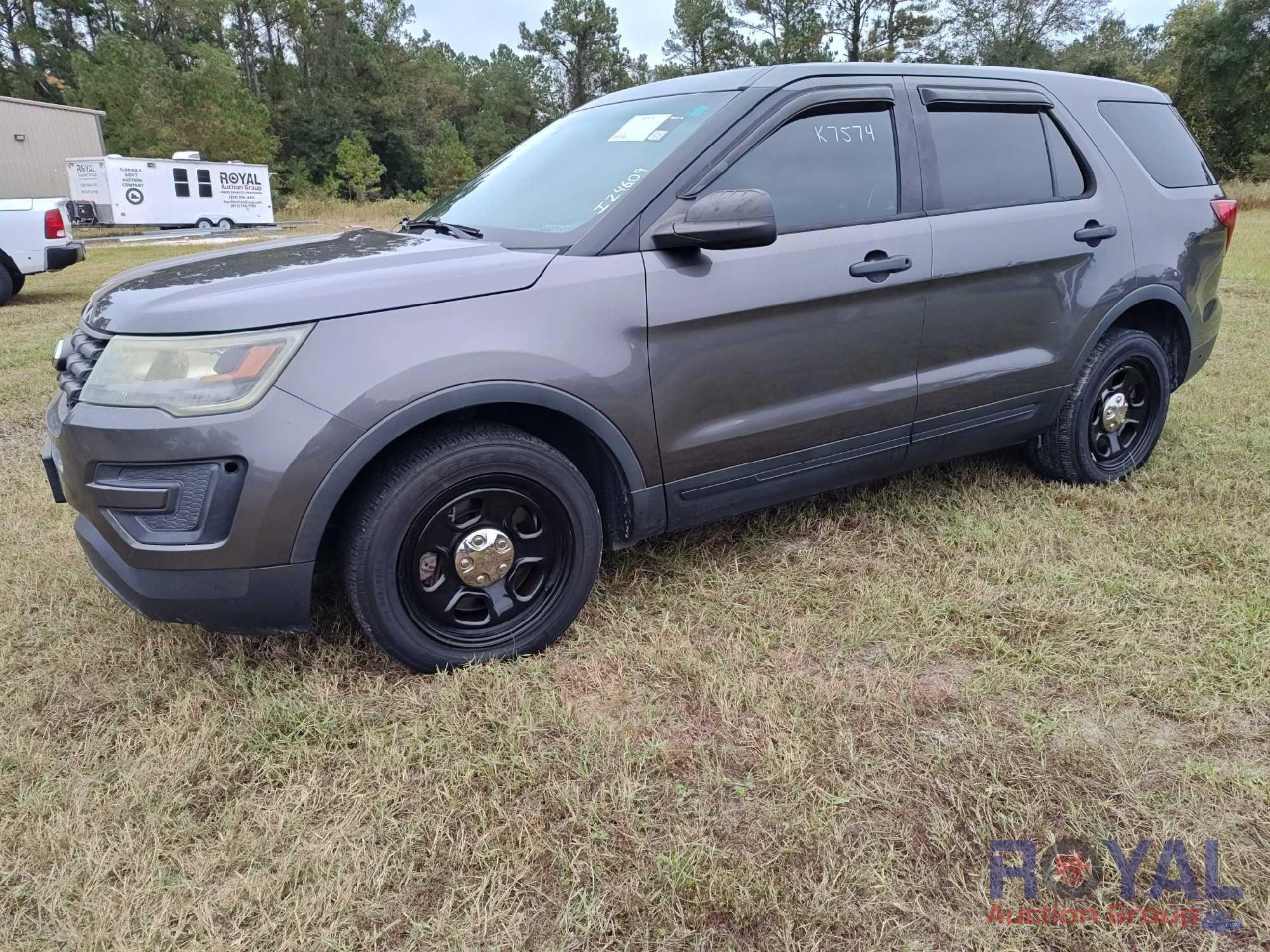 2016 Ford Explorer AWD SUV (A55853)