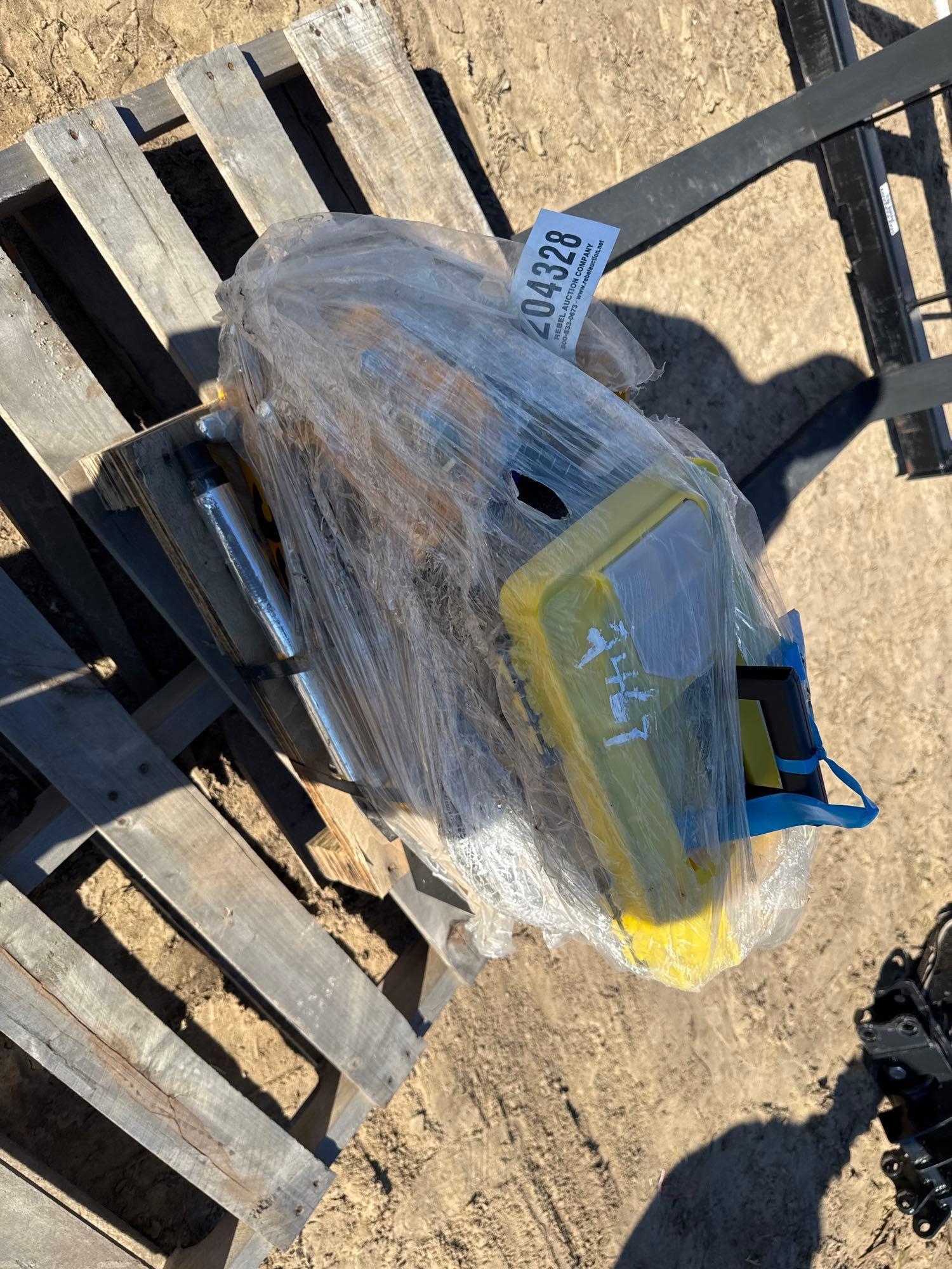 UNUSED FUTURE 350 HYD EXCAVATOR BREAKER HAMMER (A58376)