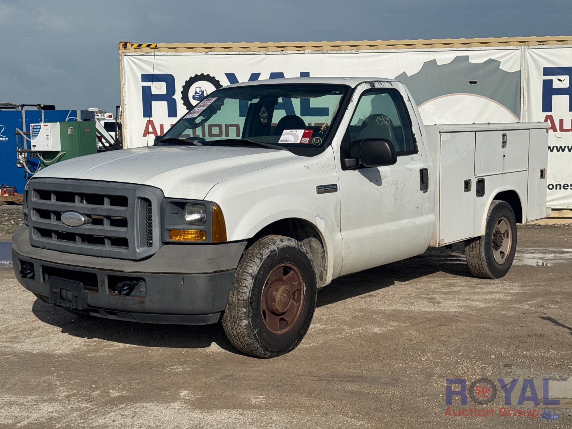 2005 Ford F-250 Service Truck (A46683)