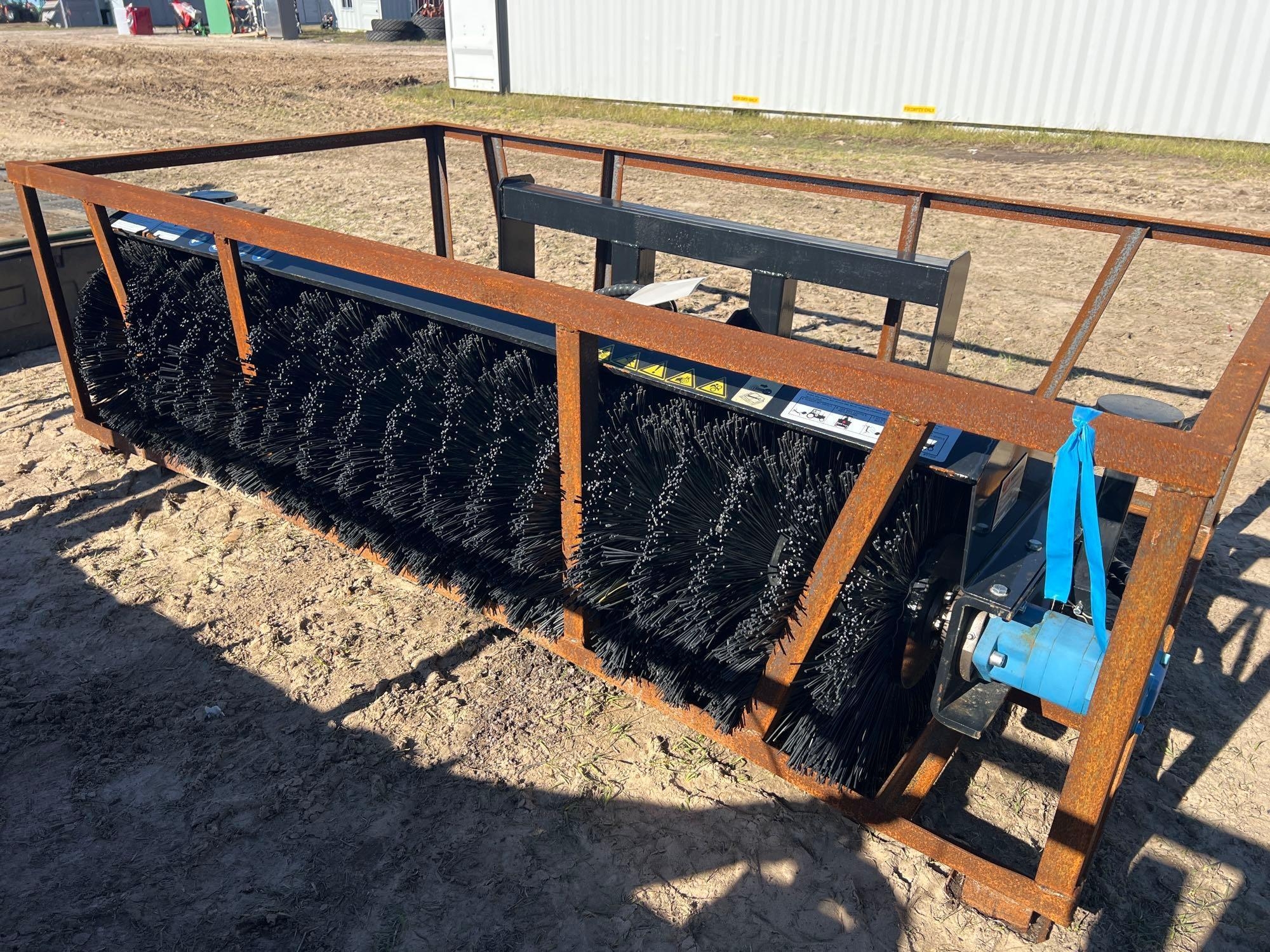 UNUSED MOWER KING SSAB72 ANGLE BROOM (A58376)