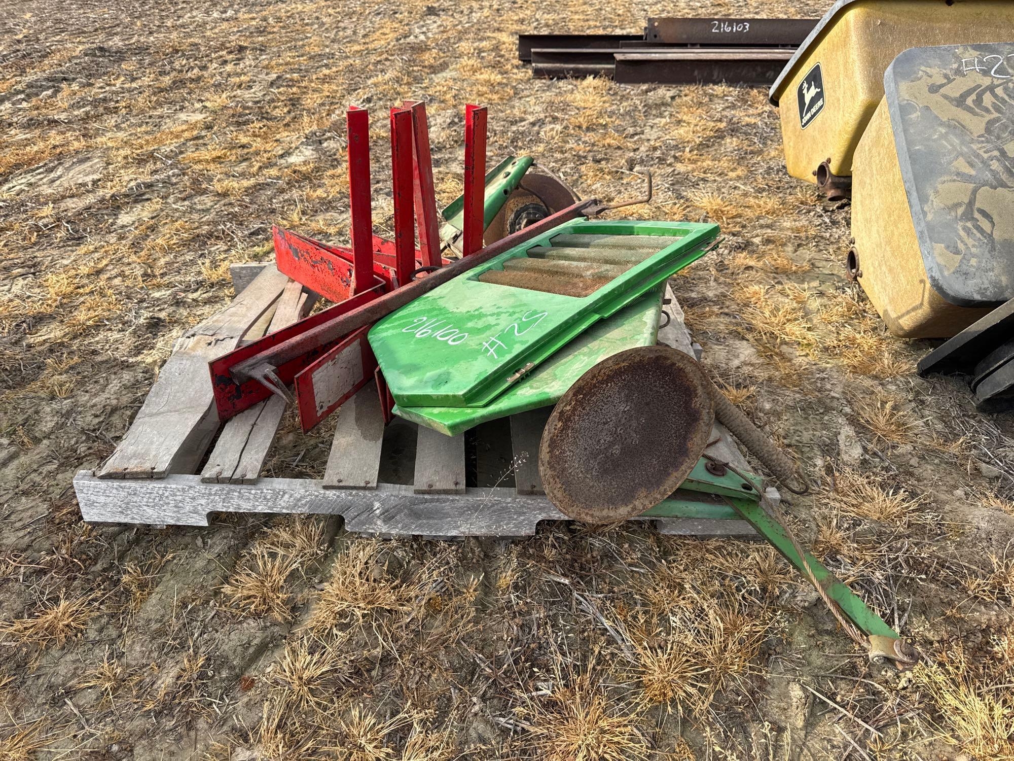 PALELT OF BED KNOCKERS & MISC PARTS (A64278)