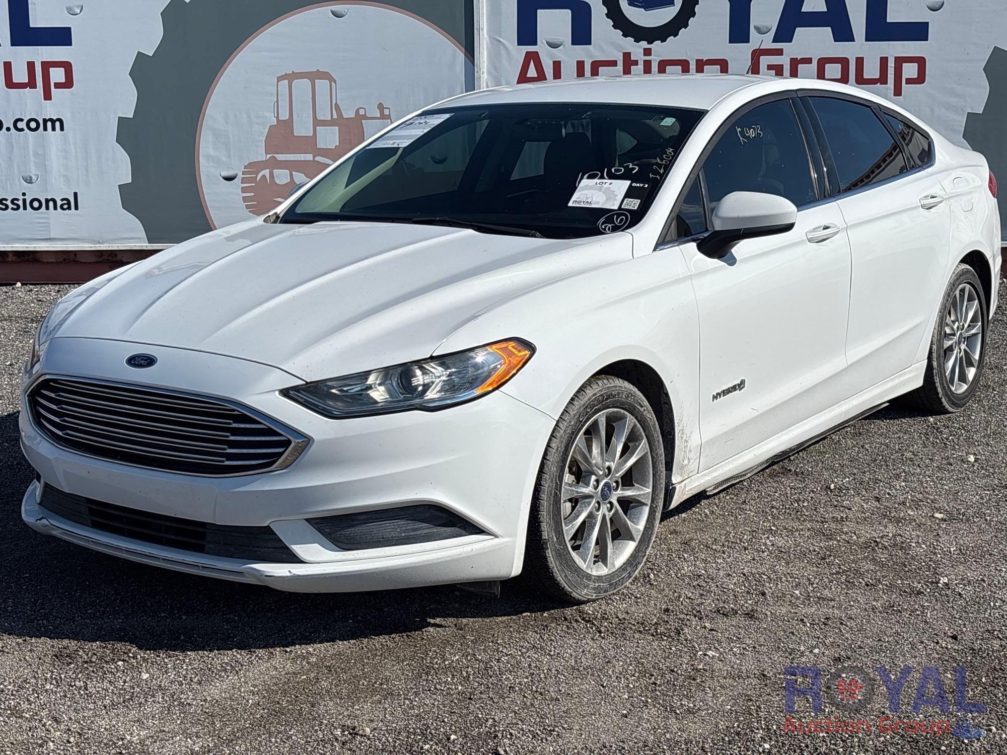 2017 Ford Fusion Hybrid Sedan (A55758)