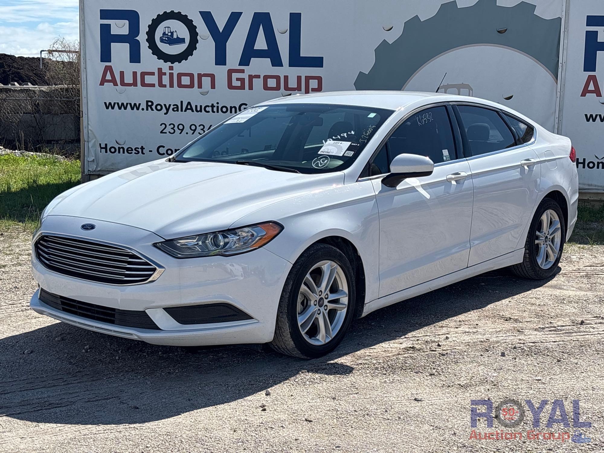 2018 Ford Fusion Hybrid Sedan (A53424)