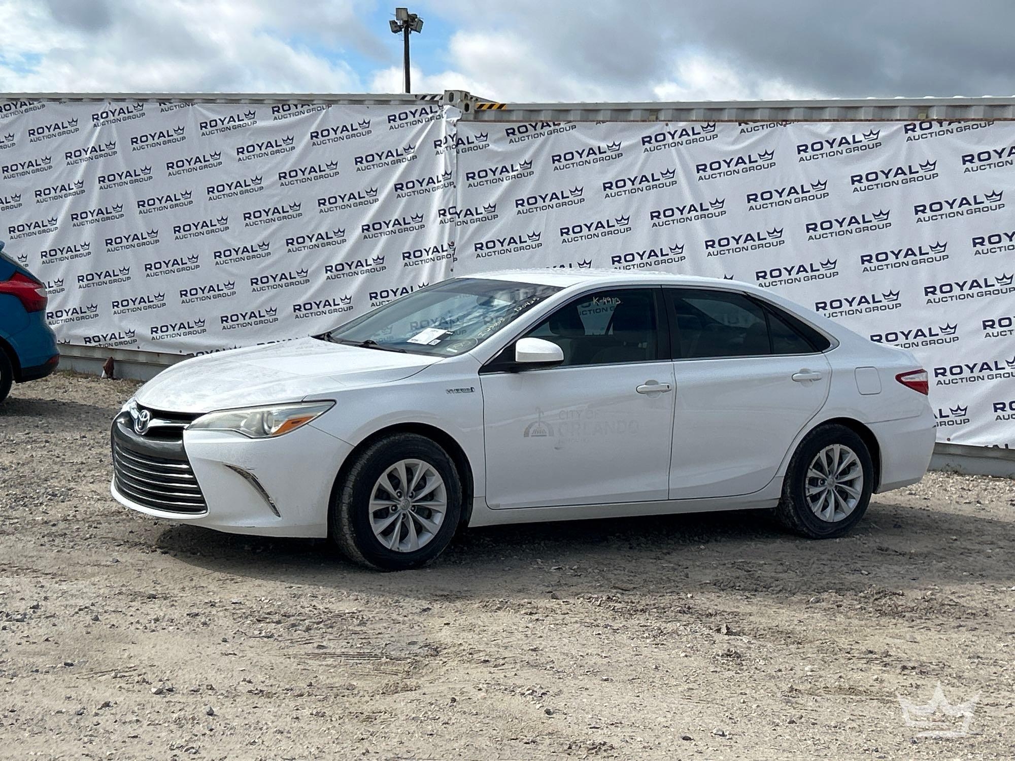 Starts and Drives Year: 2017 Make: Toyota Model: Camry Vehicle Type: Passenger Car Mileage: 45,064 (A59231)