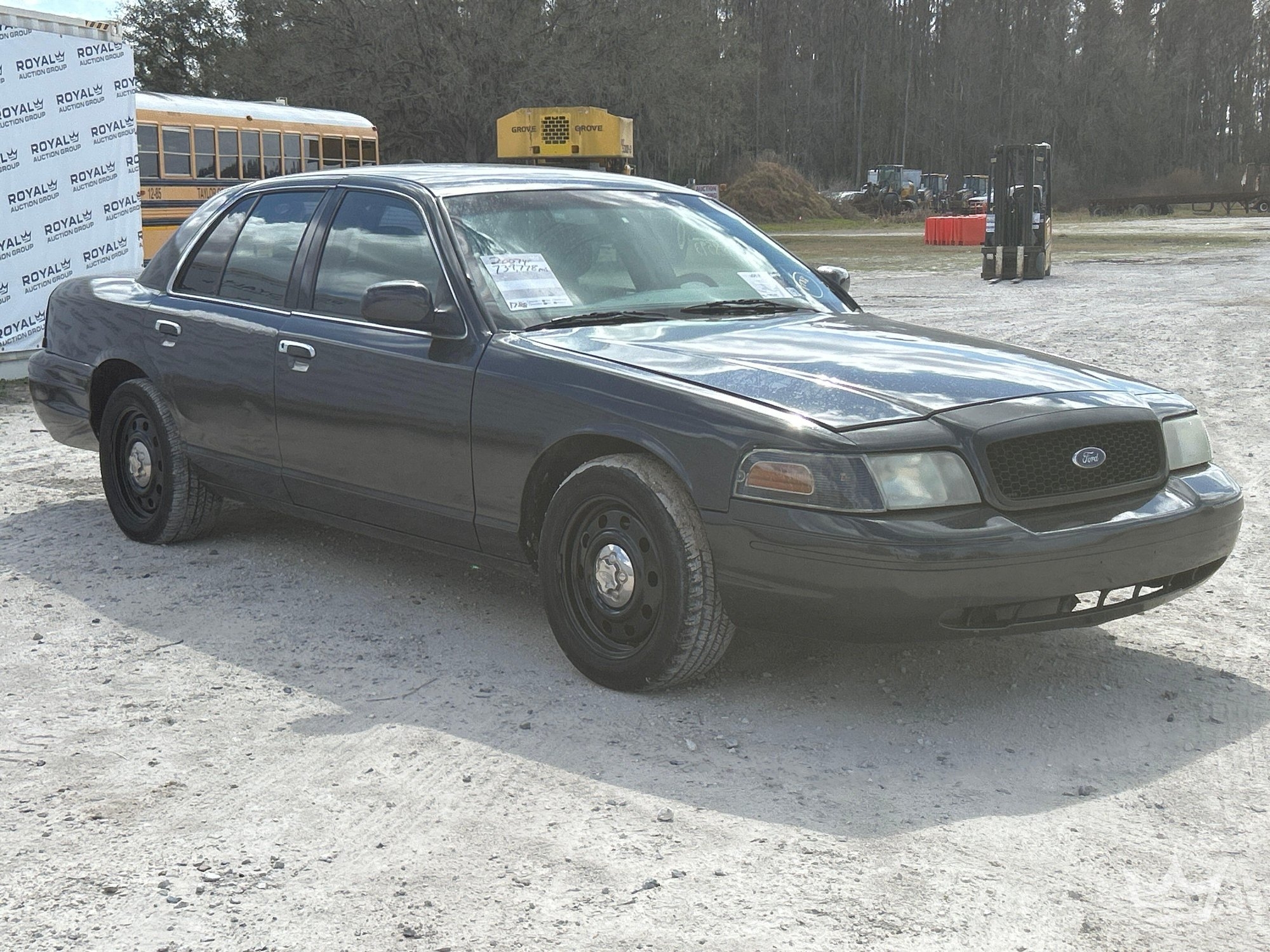 2007 Ford Crown Victoria Sedan (A61574)