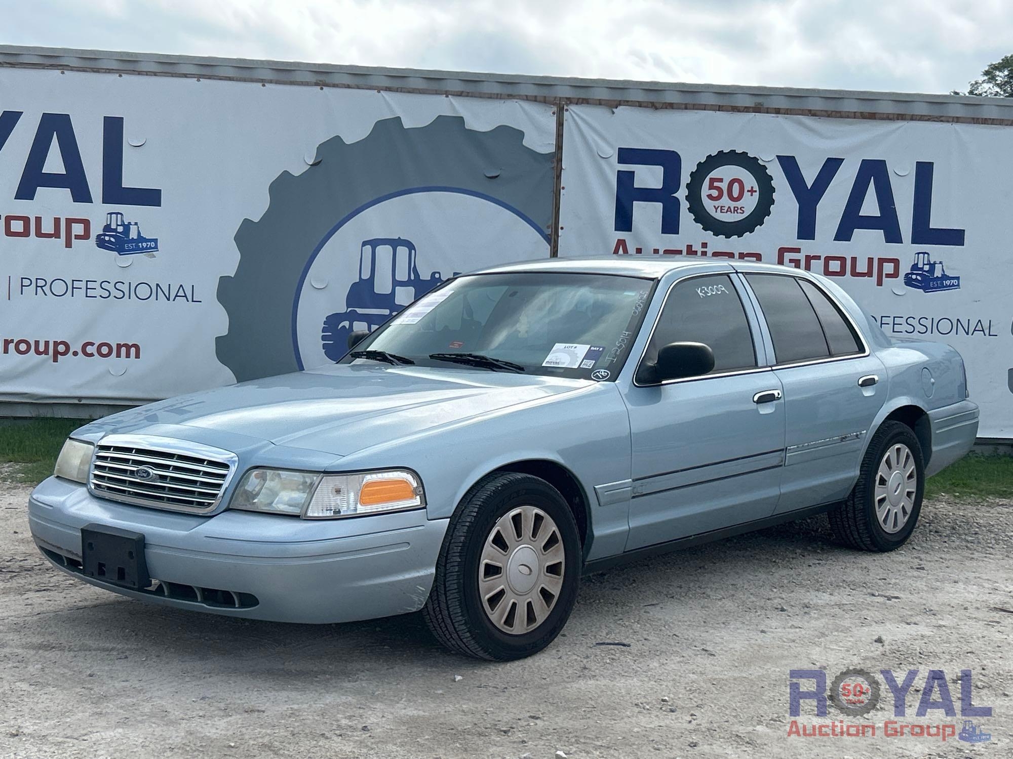 2008 Ford Crown Victoria Sedan (A48082)