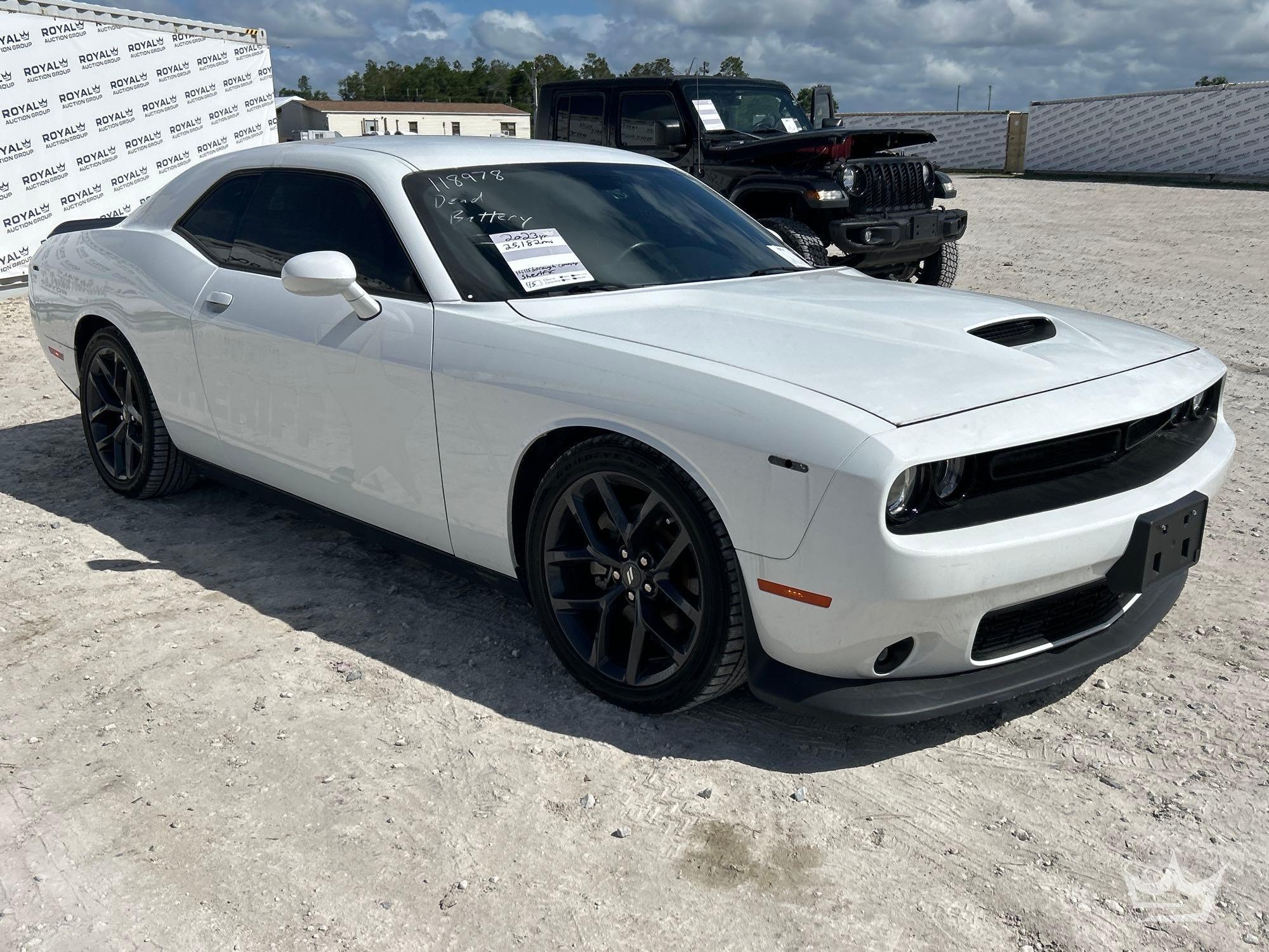2023 Dodge Challenger Coupe (A66738)