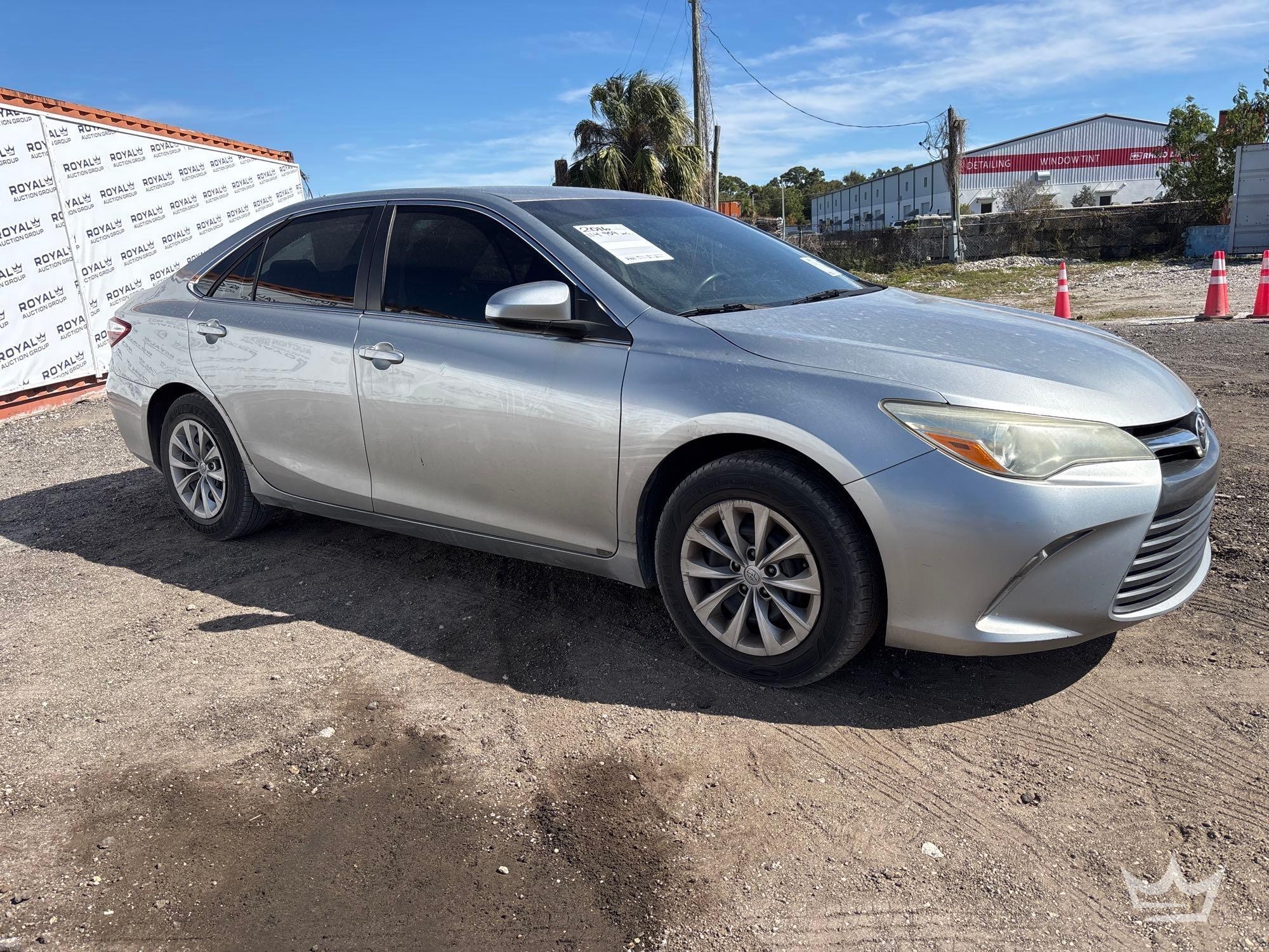 2016 Toyota Camry Sedan (A61569)