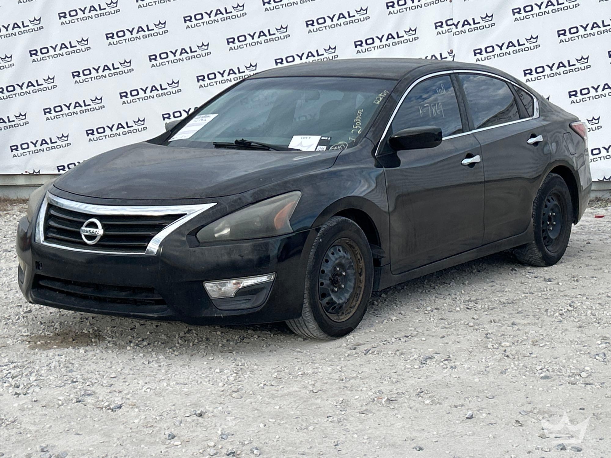 2015 Nissan Altima Sedan (A59231)