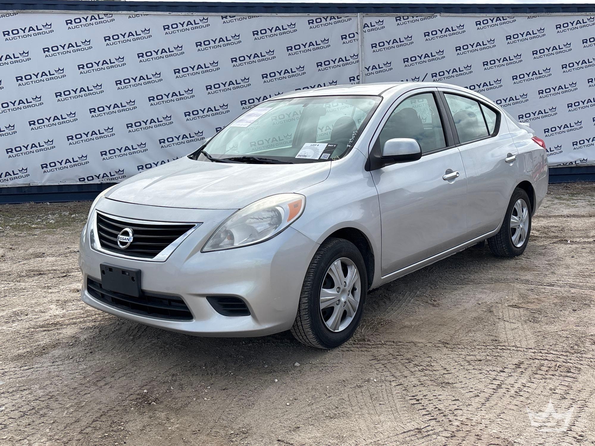 2013 Nissan Versa Sedan (A64557)