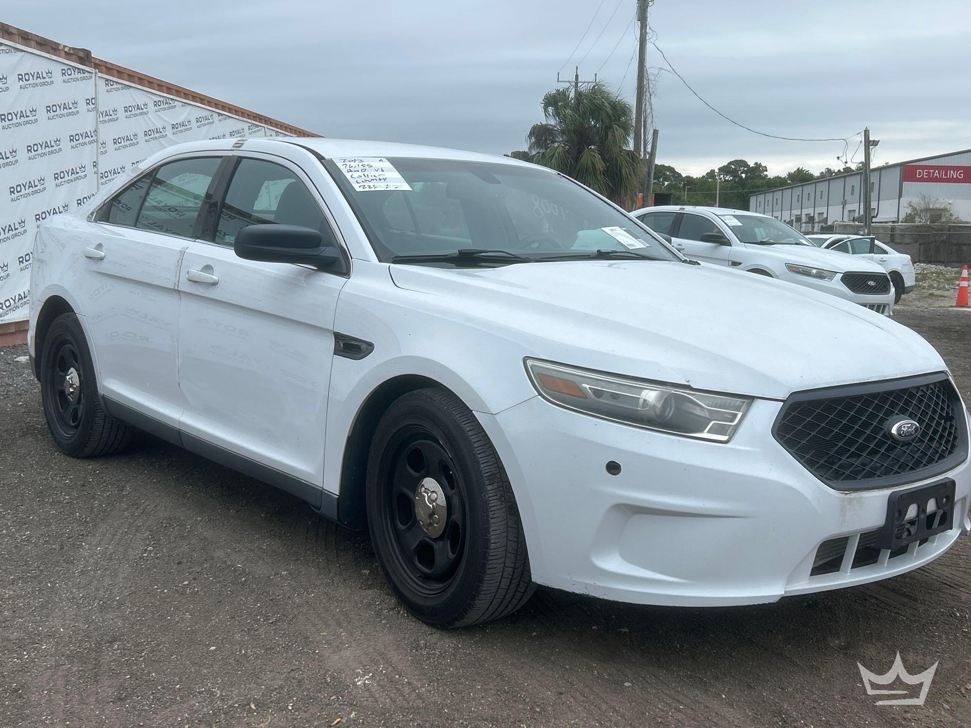 2013 Ford Taurus AWD Sedan (A64557)