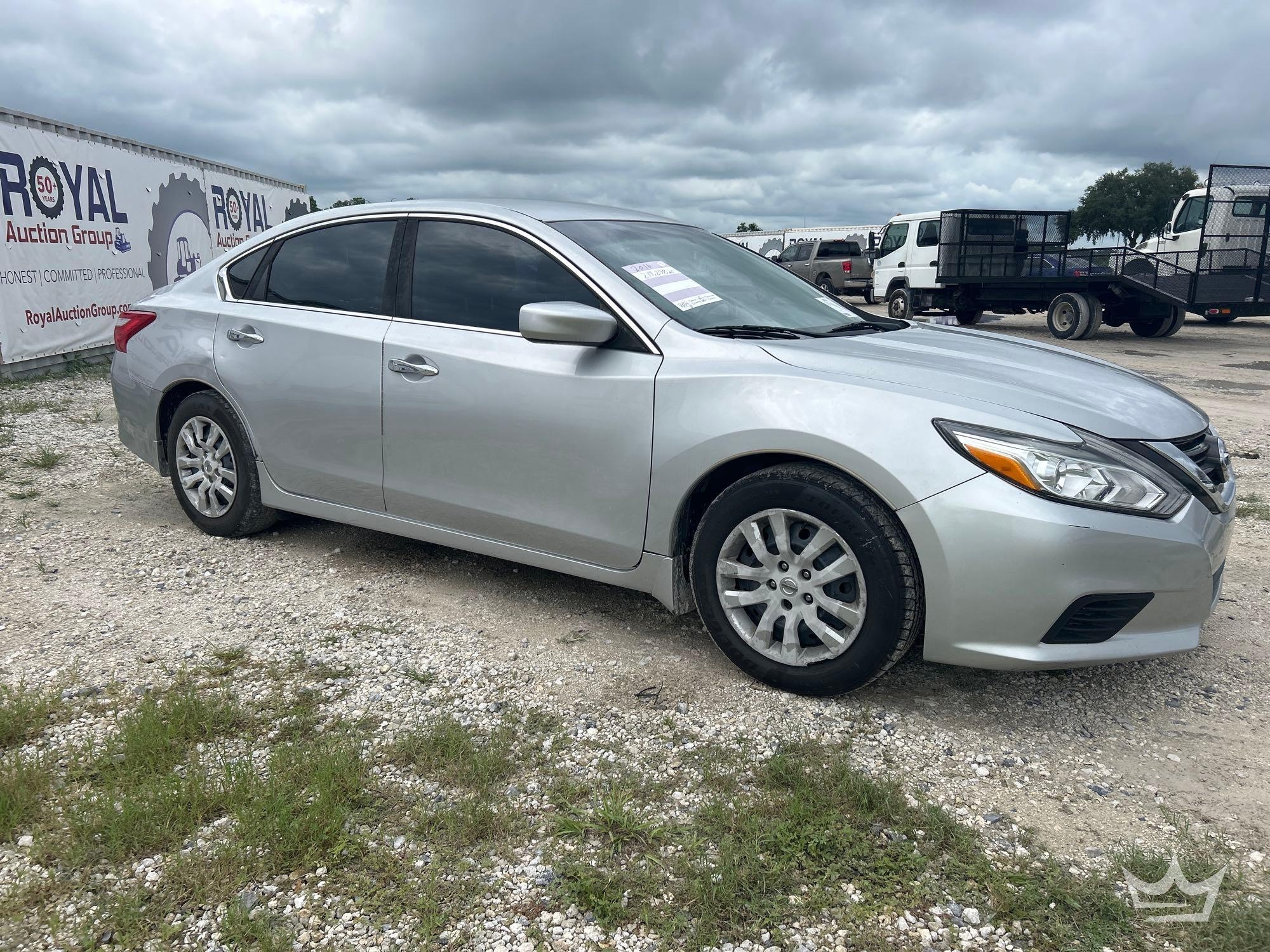 2016 Nissan Altima 2.5 Sedan (A61569)