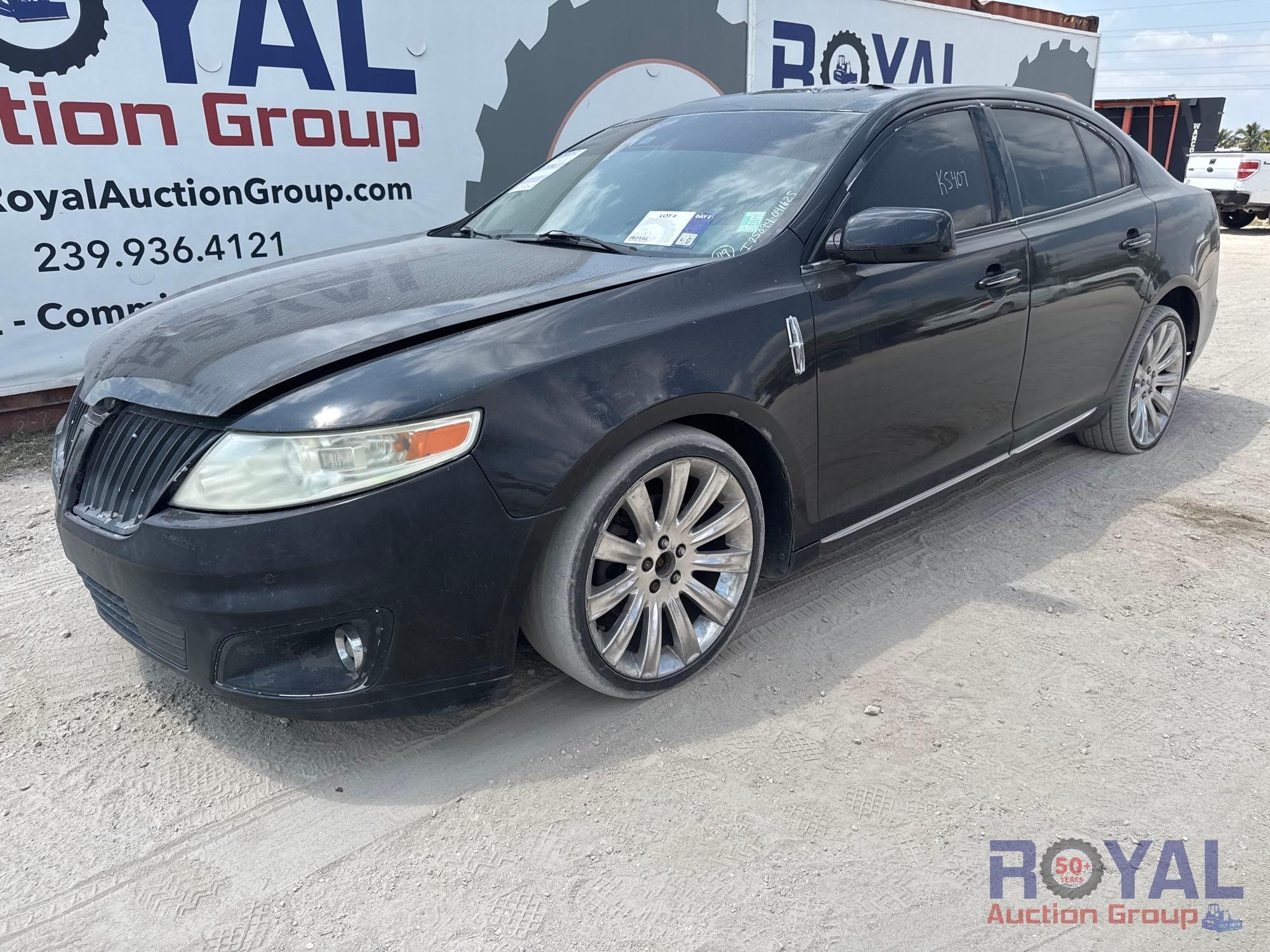 2010 Lincoln MKS Sedan (A46684)