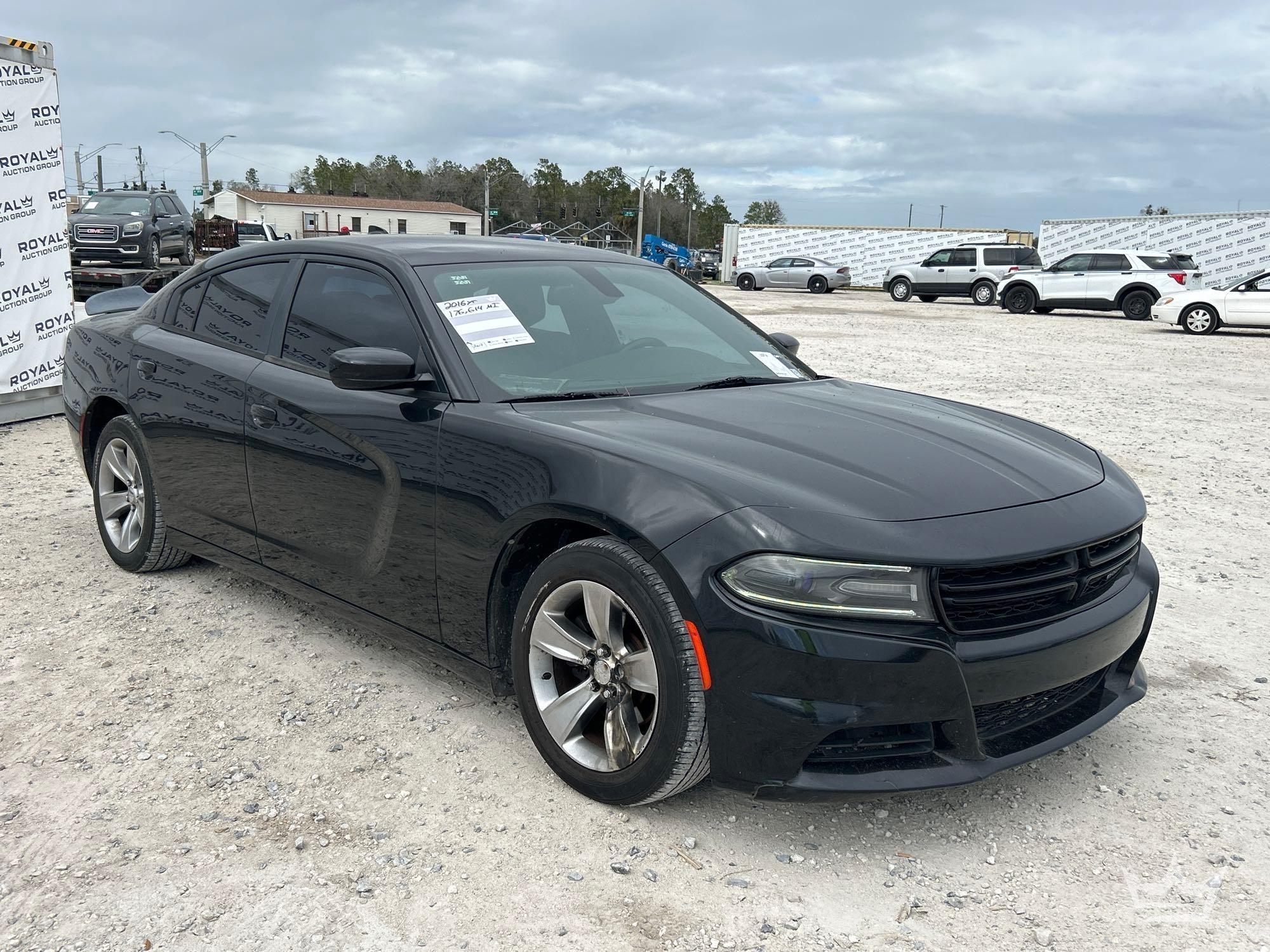 2016 Dodge Charger Sedan (A61574)