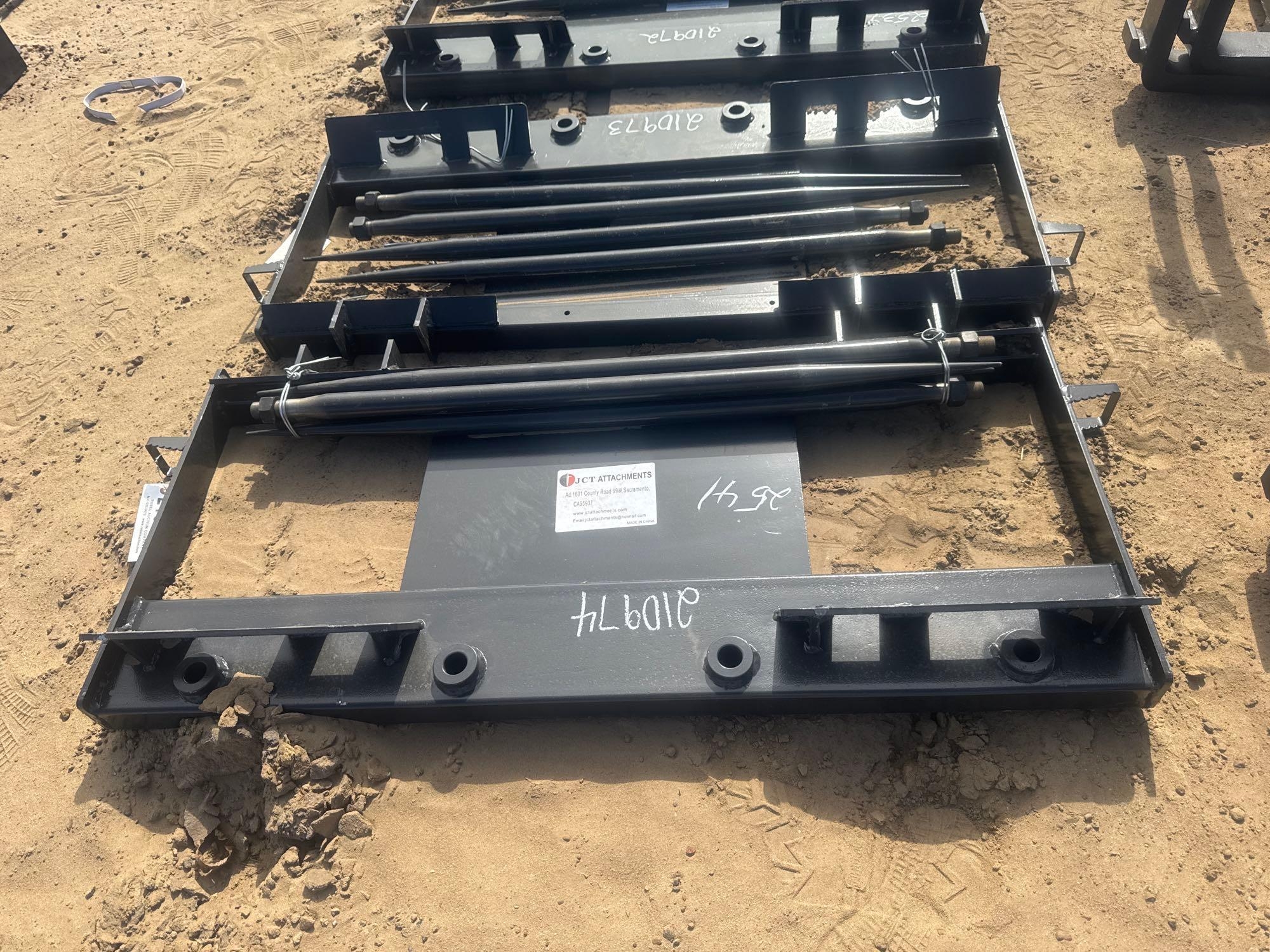 UNUSED JCT 4 PRONG BALE SPEAR (A62131)