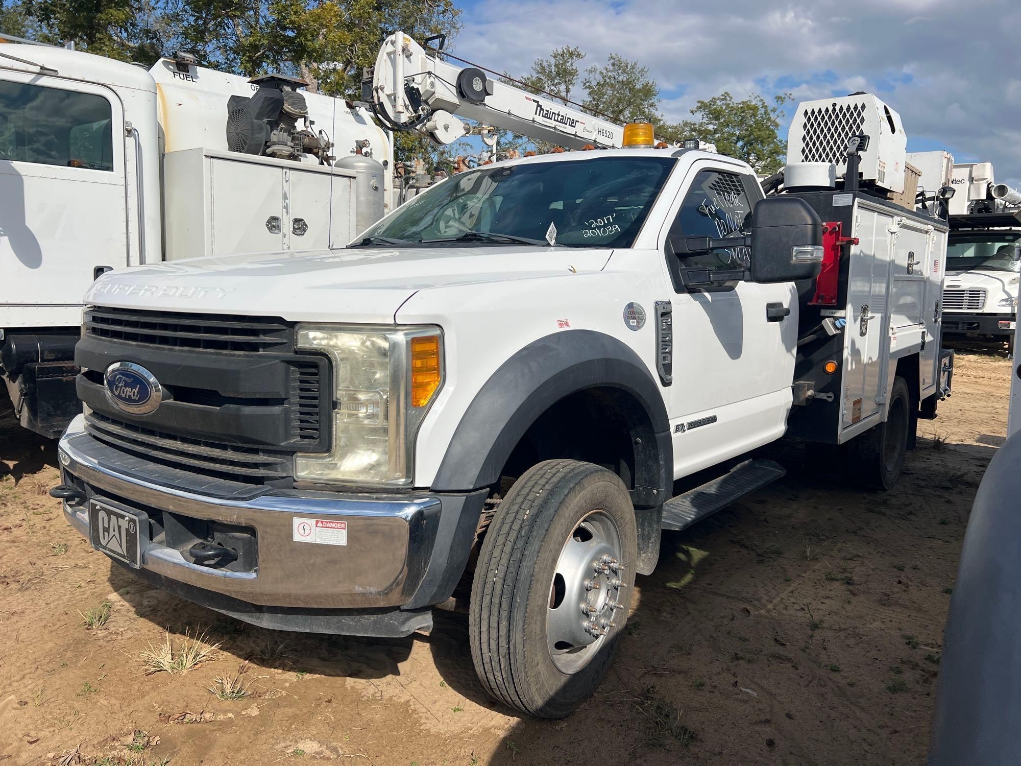 2017 FORD F550 XL SERVICE TRUCK (A51406)
