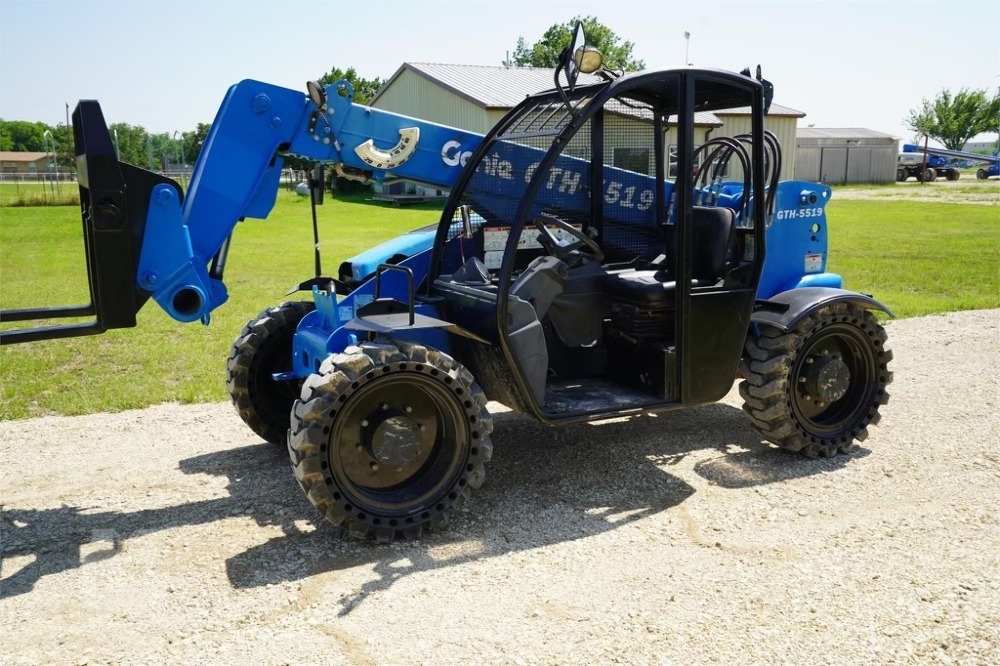 2017 Genie GTH-5519 (A53317)