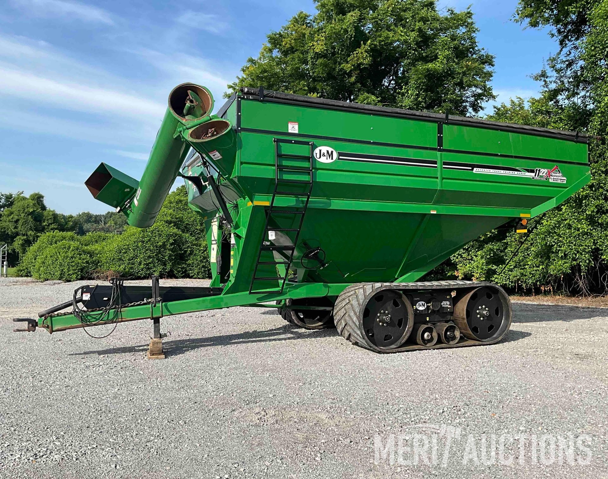 2016 J&M 1122-20T X-Tended Grain Cart (A50657)