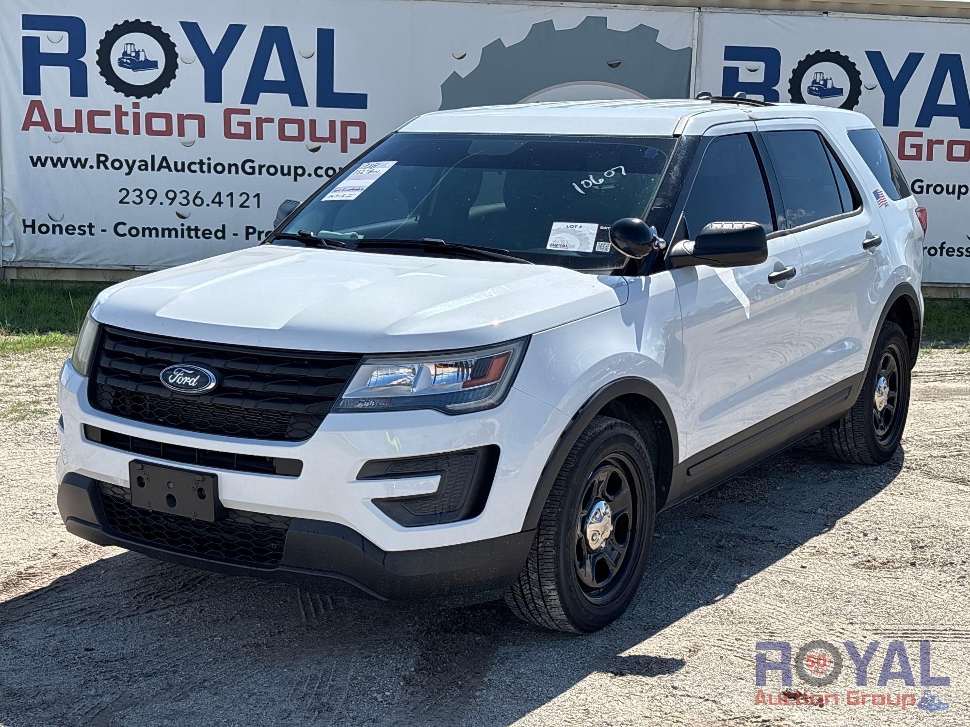 2018 Ford Explorer SUV (A53424)