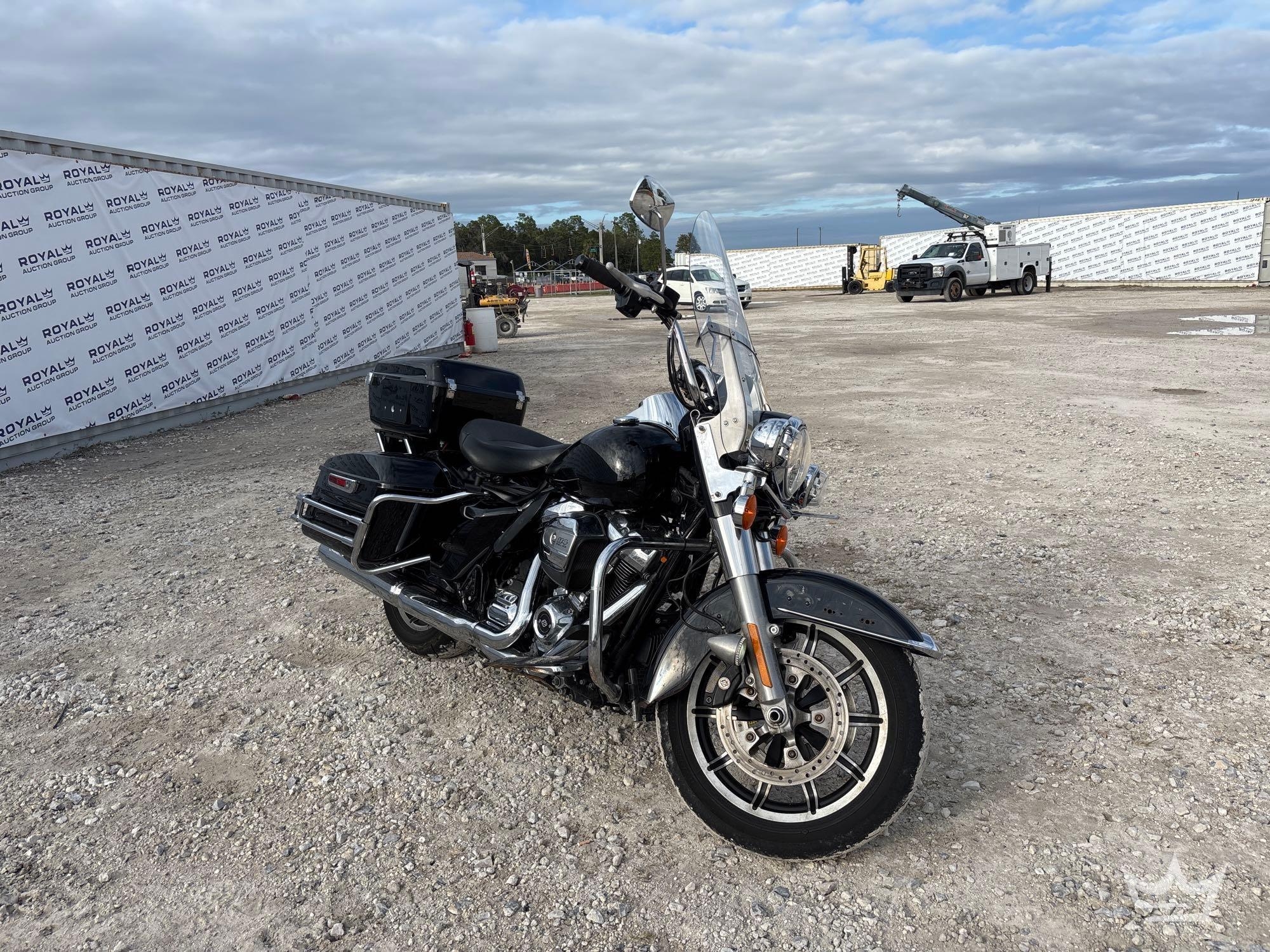 2021 Harley-Davidson FLHP Road King Motorcycle (A59231)