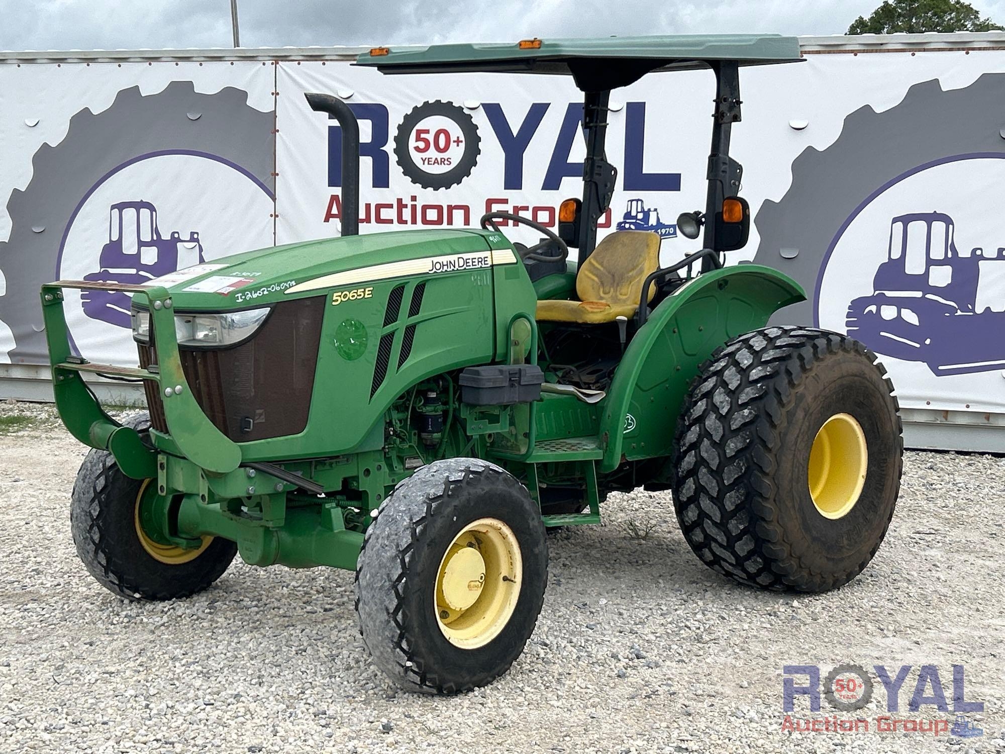 2015 John Deere 5065E 4WD Utility Tractor (A49346)
