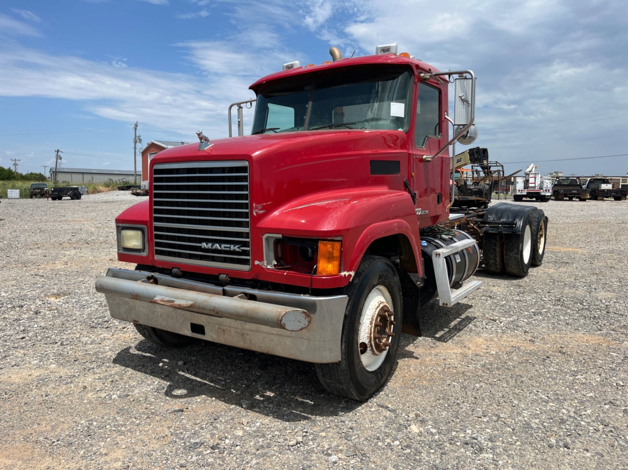 2013 MACK PINNACLE (A50854)