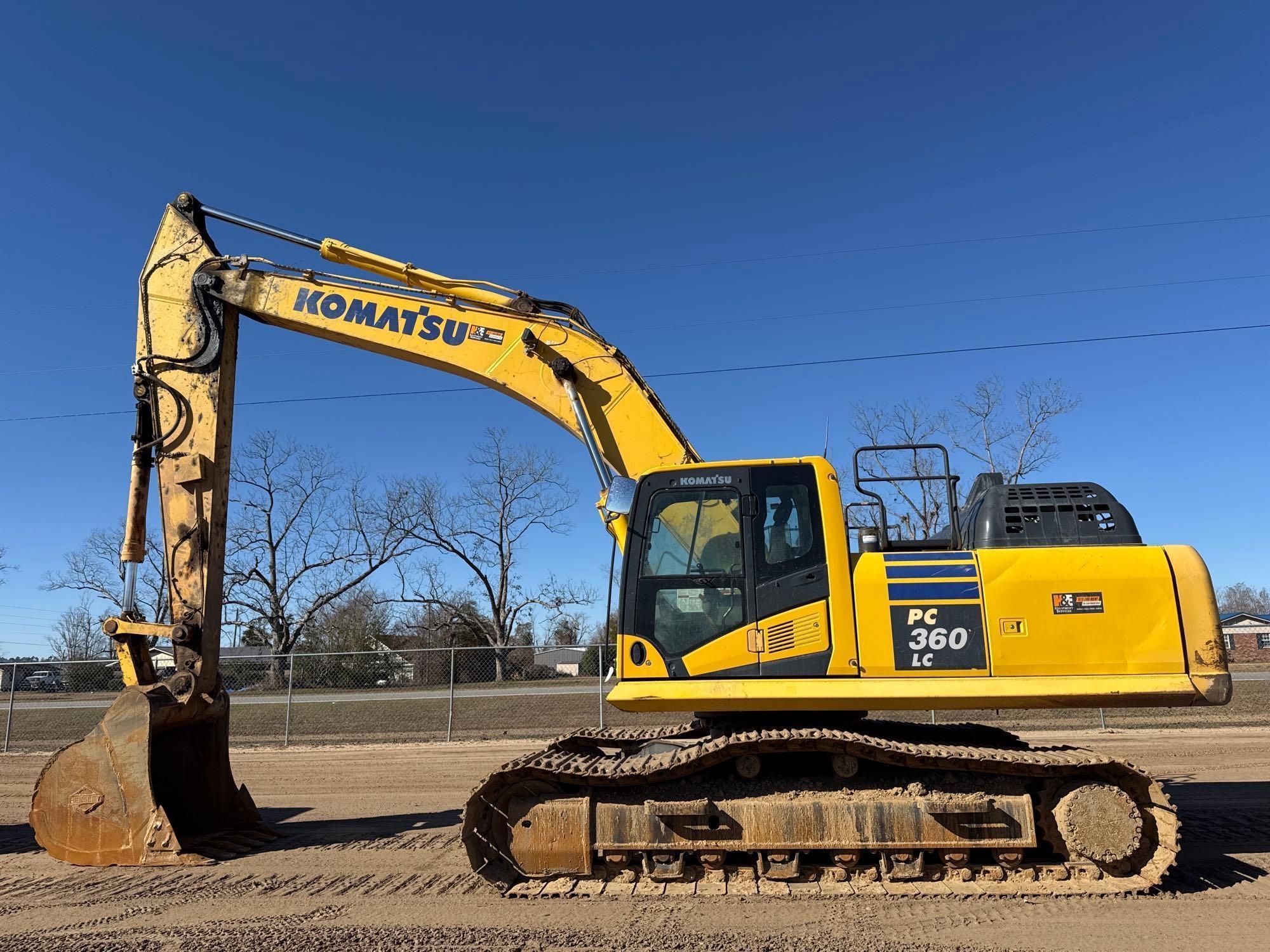 2022 KOMATSU PC360LC-11 EXCAVATOR (A60429)