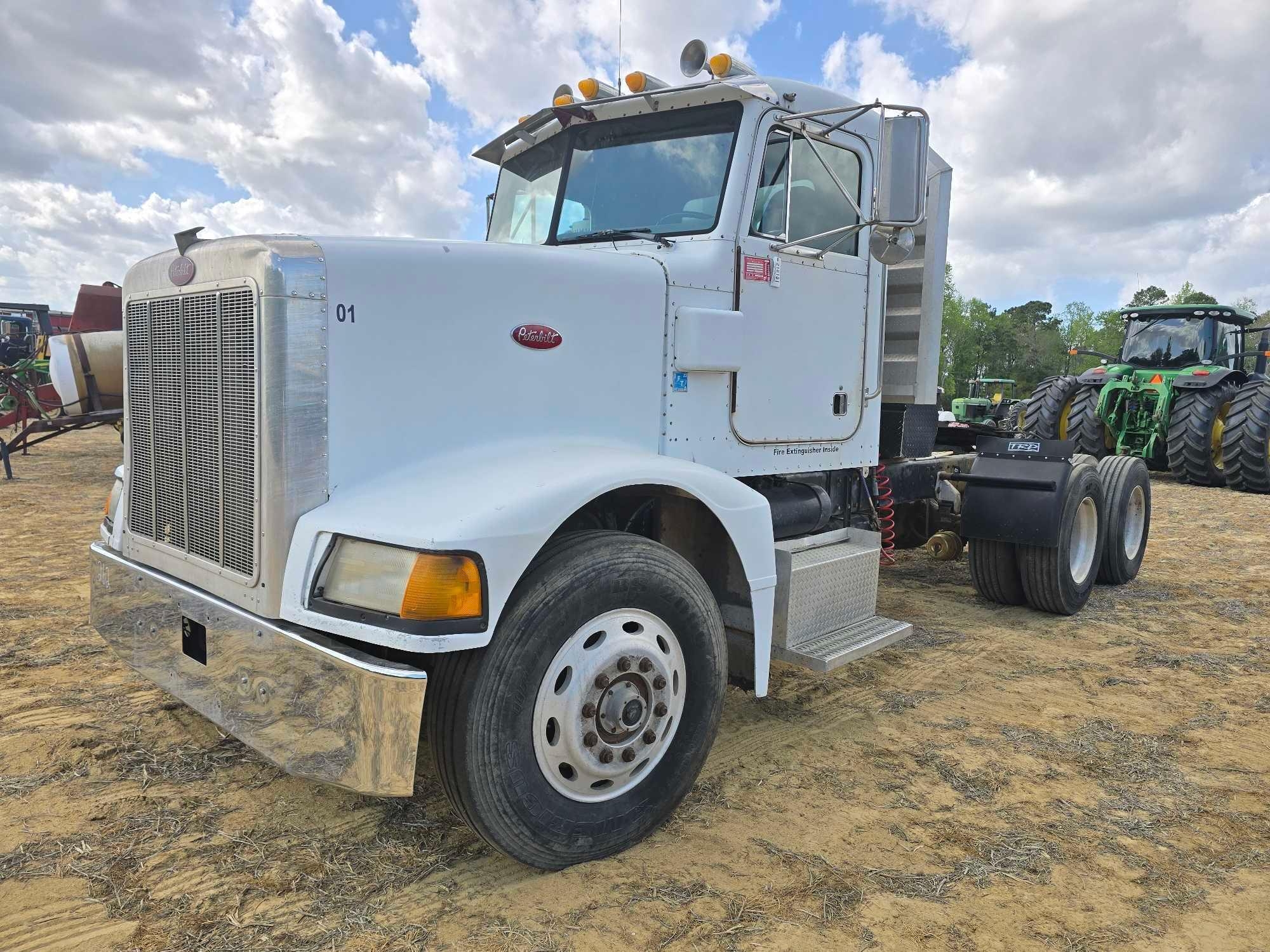1987 PETERBILT 377 T/A DAY CAB ROAD TRACTOR (A64278)