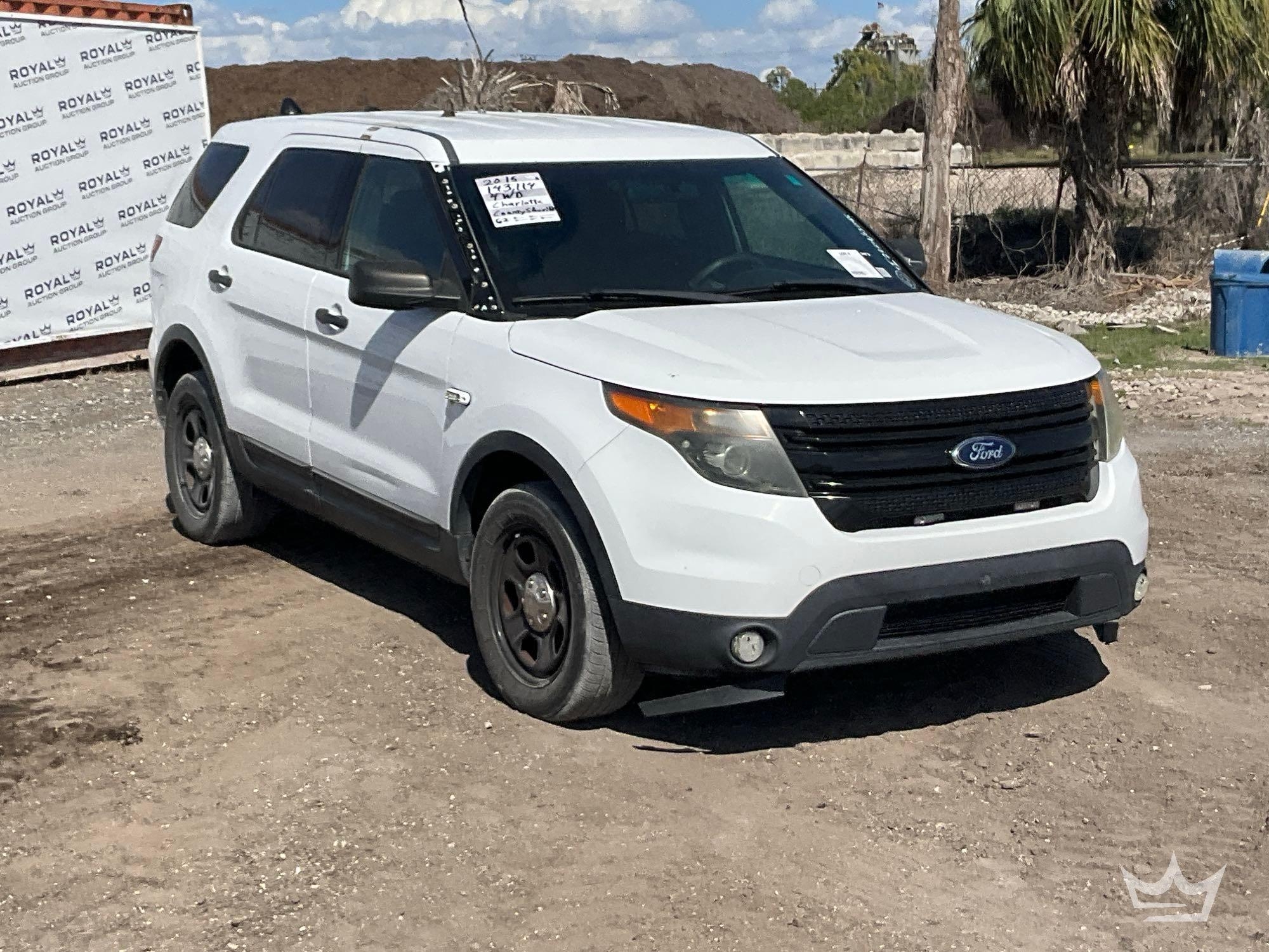 2015 Ford Explorer AWD SUV (A64557)