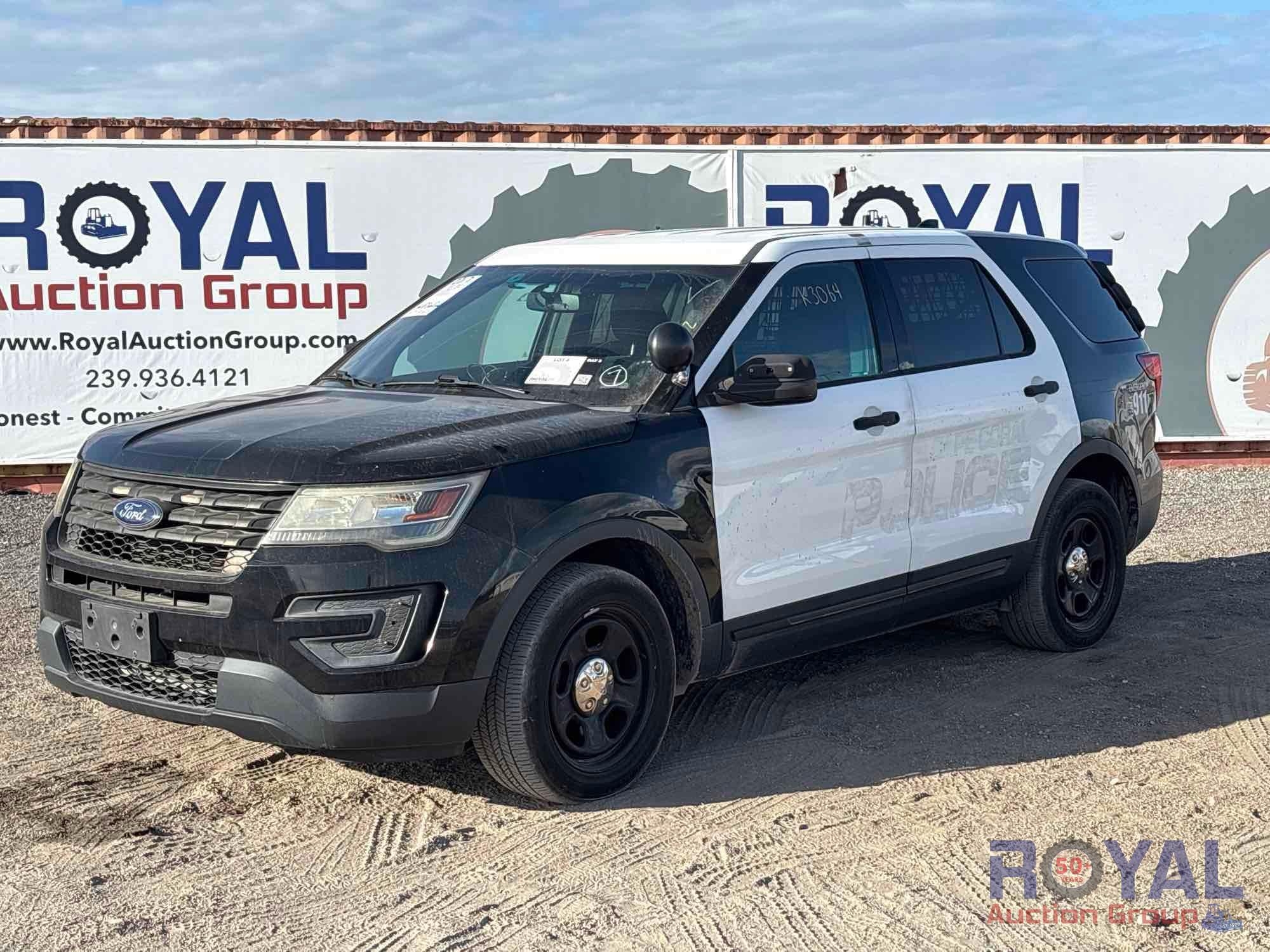 2017 Ford Explorer (A55758)