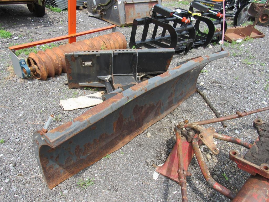 Bobcat 72in Skid Steer Snow Plow (A49251)