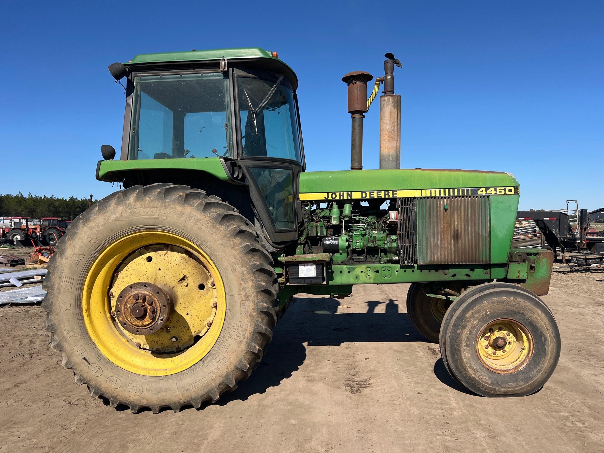 JOHN DEERE 4450 TRACTOR (A63290)