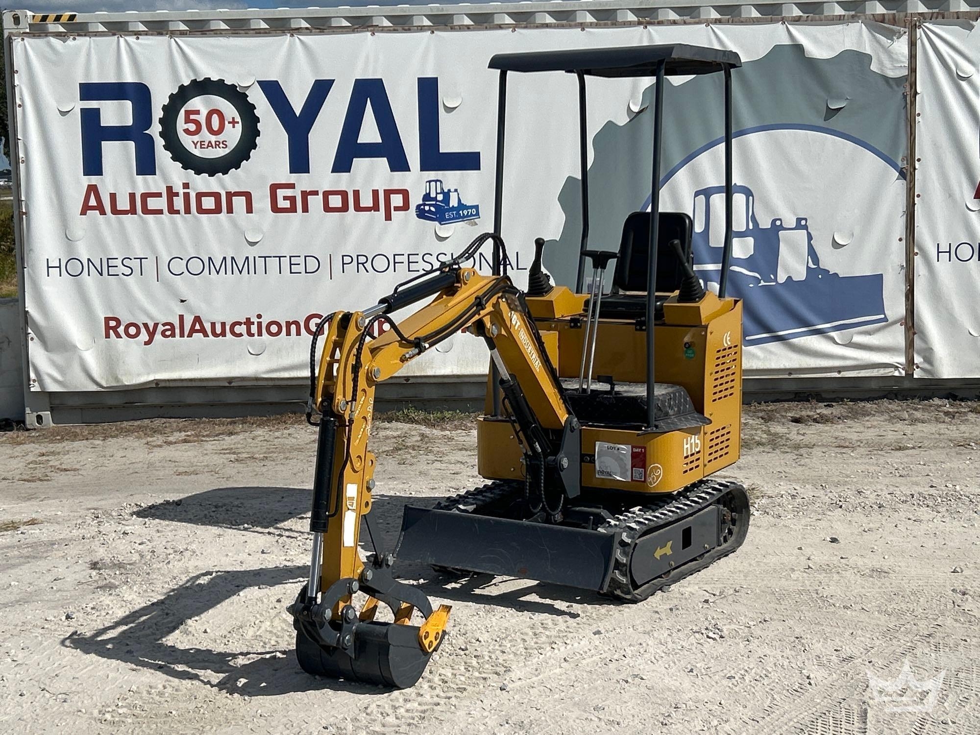 Unused 2024 AGT H15 Mini Excavator (A59228)