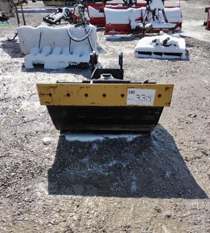 42" Hydraulic Smooth Lip Swivel Bucket (A62679)