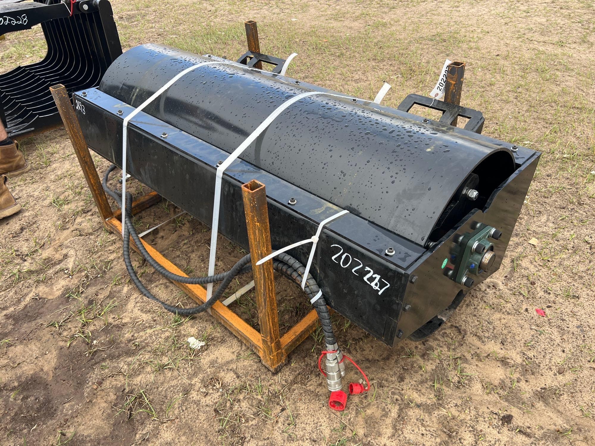 UNUSED FUTURE VR59 - 59" HYD VIBRATORY ROLLER (A54757)