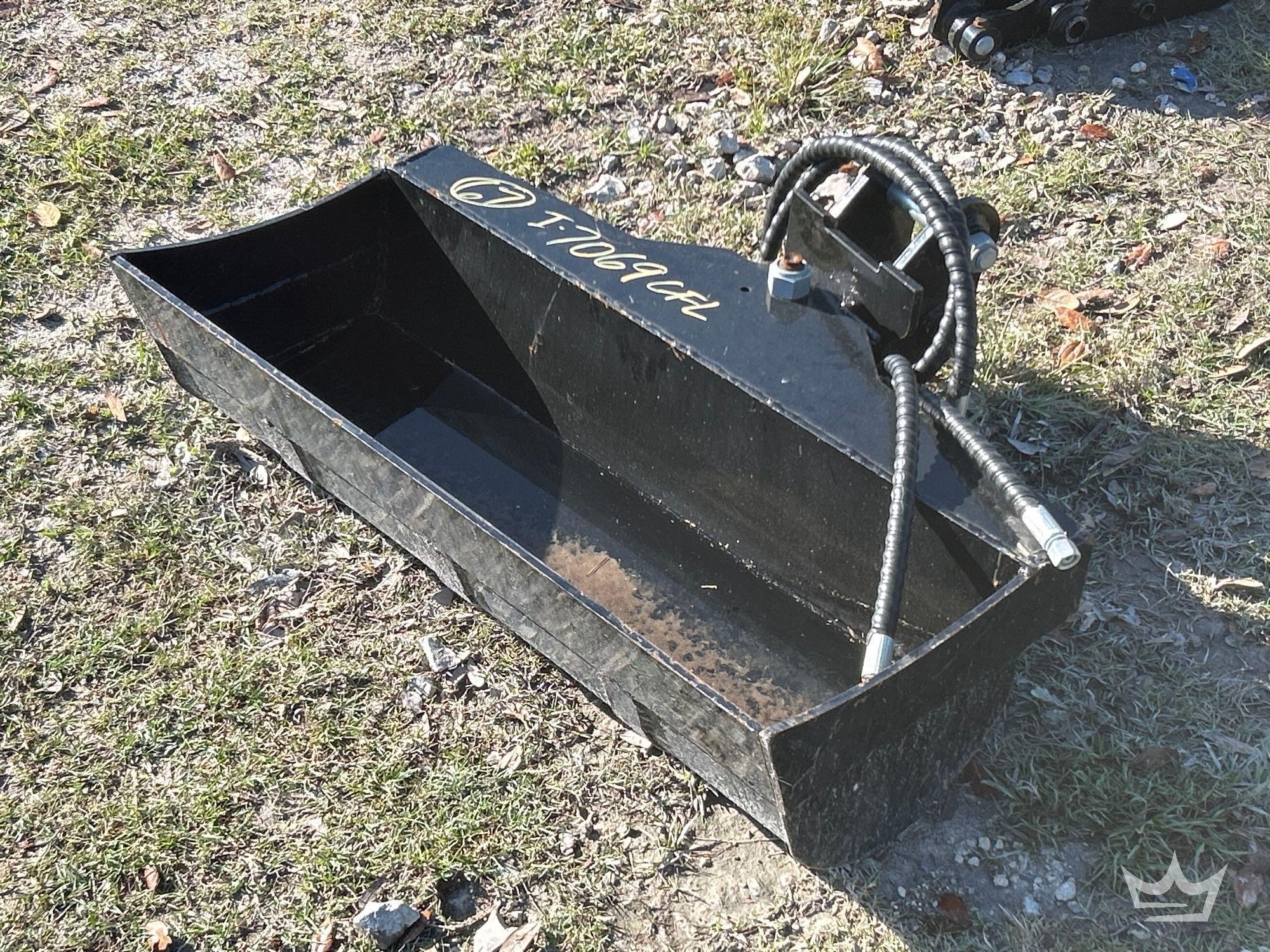 2025 Hydraulic IRANCH Tilt Bucket Mini Excavator Attachment (A61572)